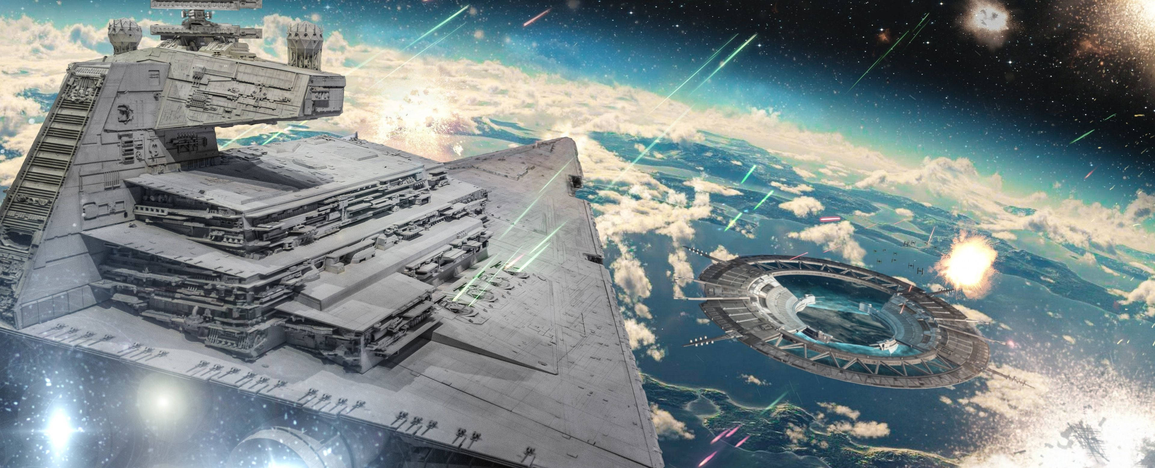 3840x1600 桌布 壁紙 — 一艘巨大的星際毀滅者戰艦籠罩著一個有雲層和爆炸的行星，雷射光束劃過天空。