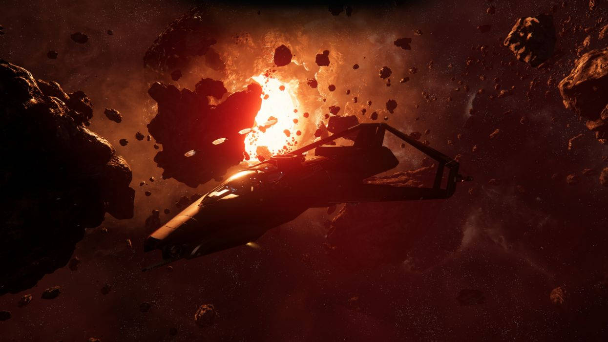 Star Citizen 桌布 壁紙 — 一艘時尚的太空船在小行星帶中航行，背後巨大的爆炸照亮了熾熱的紅色虛空。
