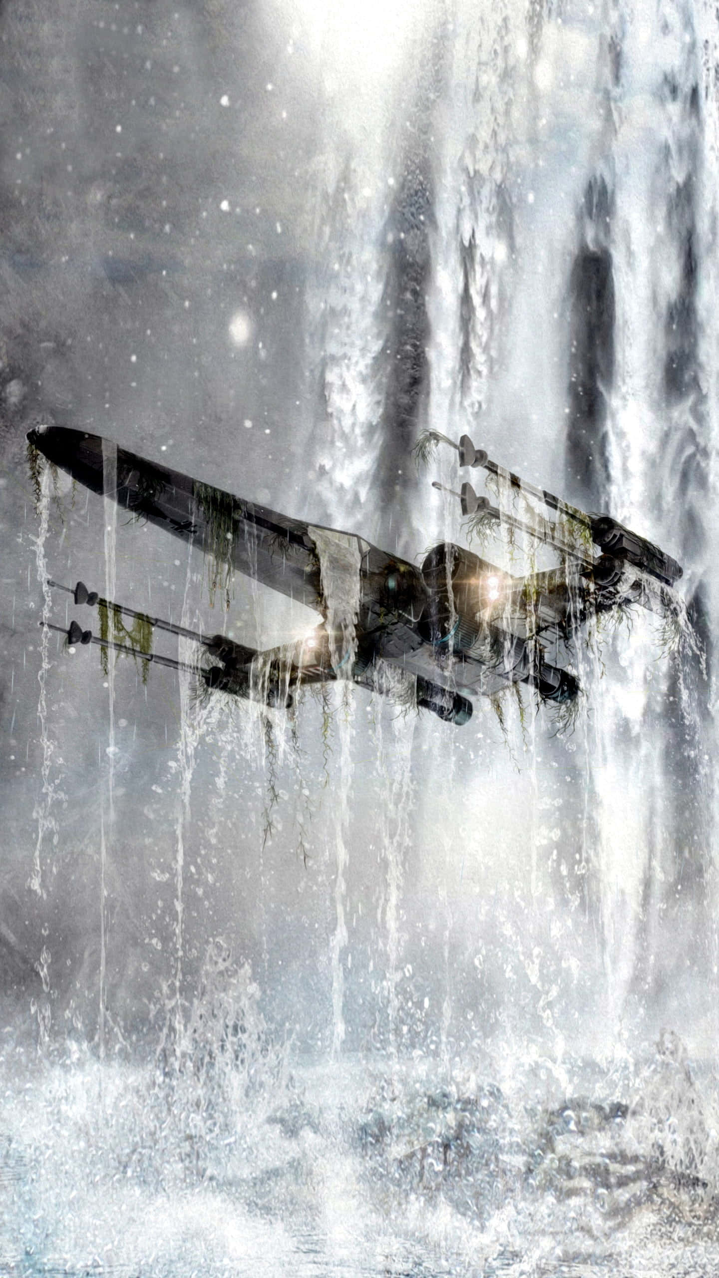 X-wing Fighter 桌布 壁紙 — 一艘流線型星際戰機穿過巨大的冰瀑布，發光的引擎劃破霧氣和墜落的冰塊。