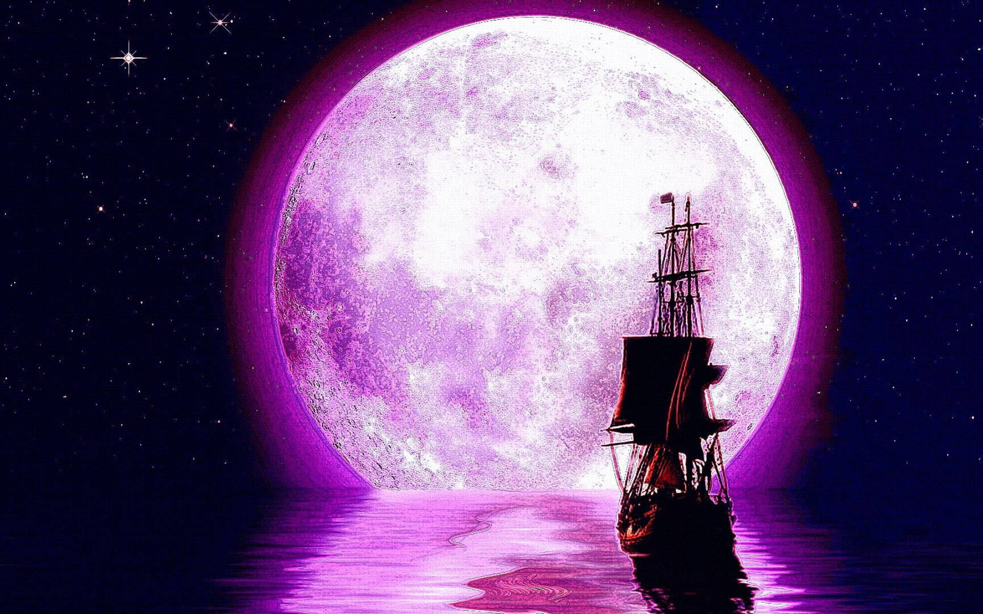 銀河月亮 桌布 壁紙 — 一艘海盜船在繁星點點的夜空下，航行於一輪巨大的發光紫色月亮倒映在平靜水面上。