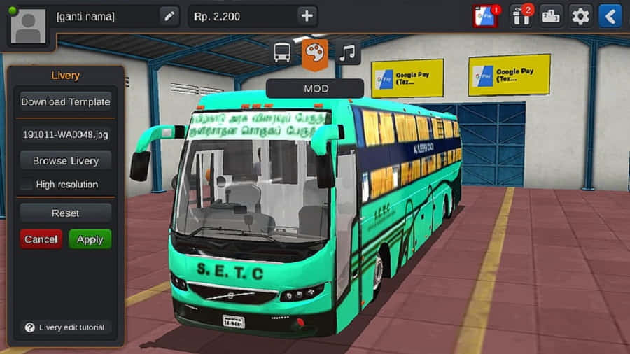 Simulation Games 桌布 壁紙 — 一輛帶有「S.E.T.C.」標誌的青色和藍色雙層巴士停在車庫中，左側可見塗裝編輯器介面。