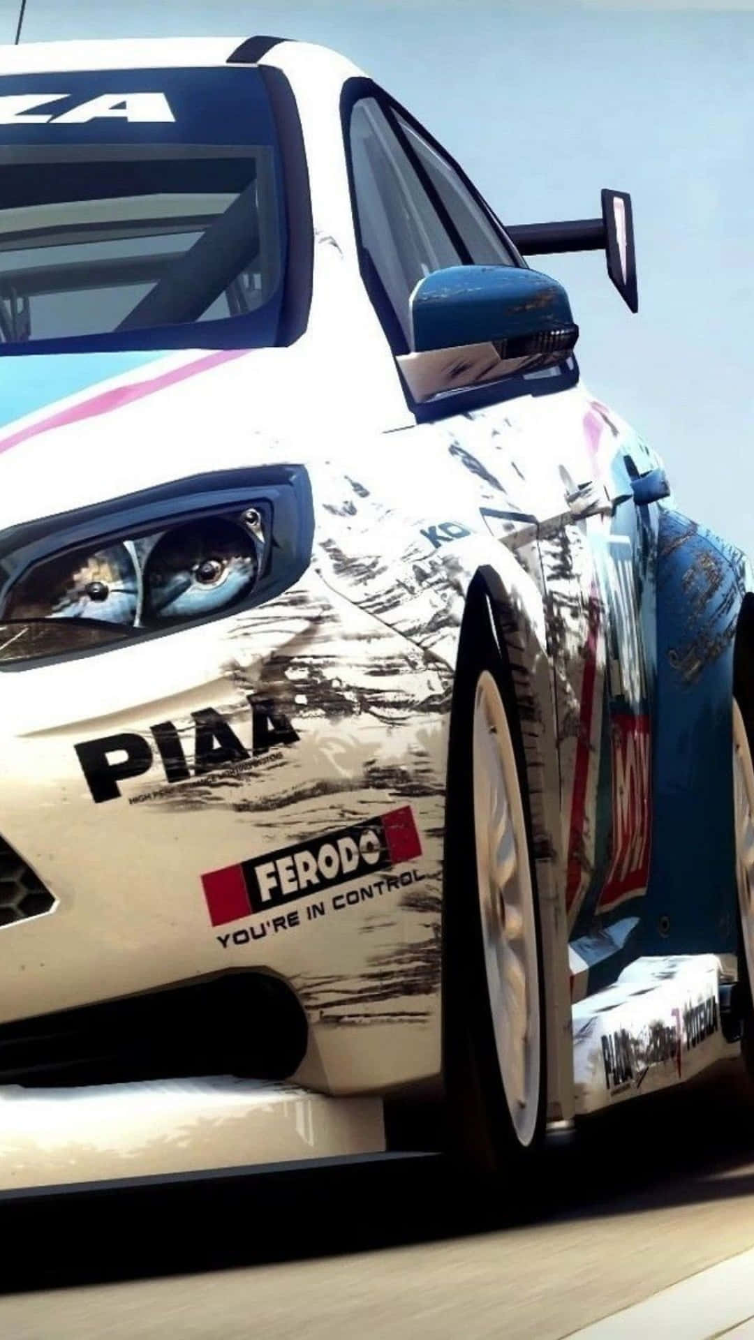 Grid Autosport 桌布 壁紙 — 一輛帶有PIAA和Ferodo貼紙的白色賽車在明亮的日光下在模糊的賽道上飛馳。