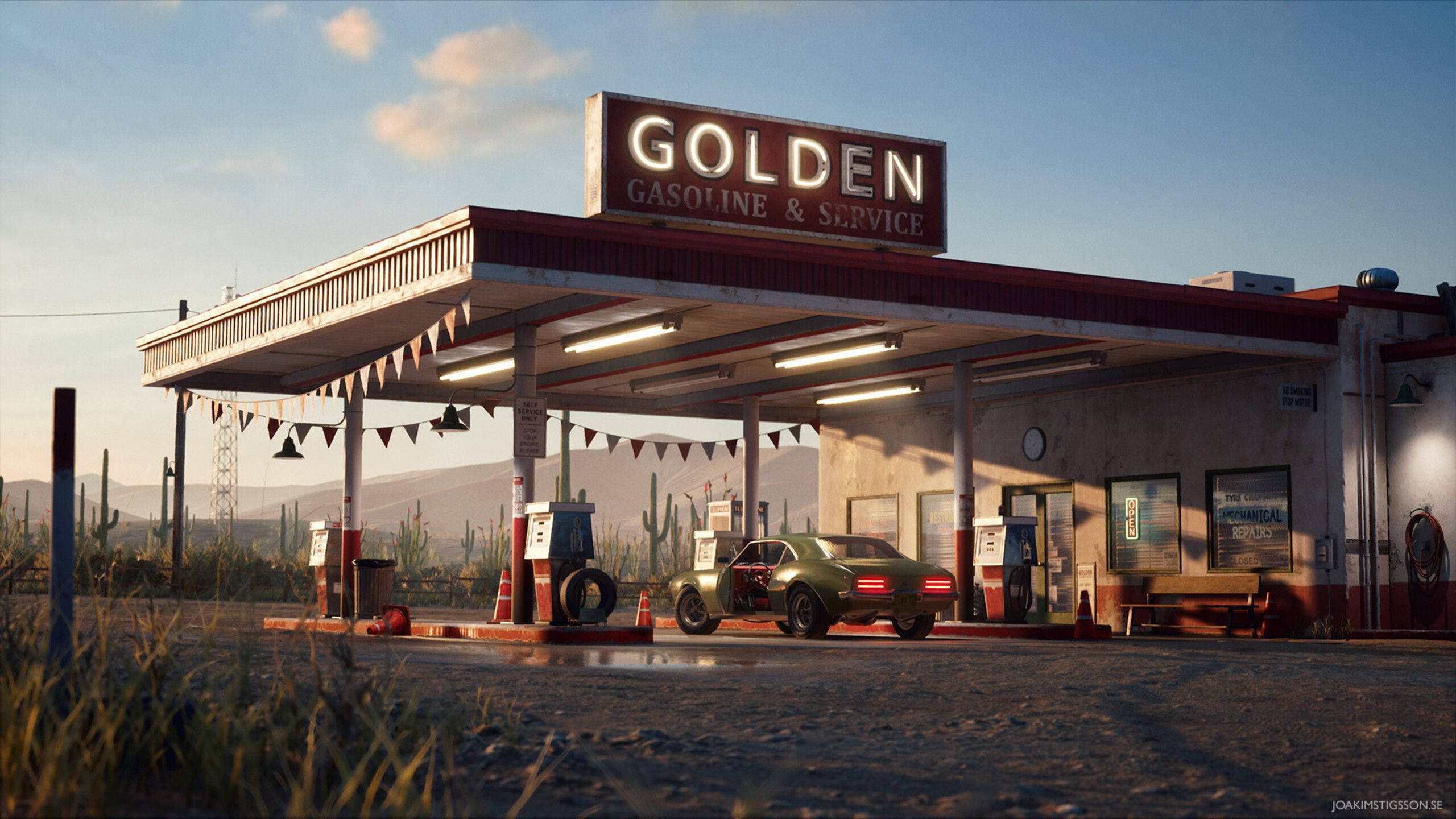 Gas 桌布 壁紙 — 一輛復古綠色肌肉車停在名為 Golden Gasoline & Service 的復古沙漠加油站，背景是晴朗的藍天、遠山和仙人掌。