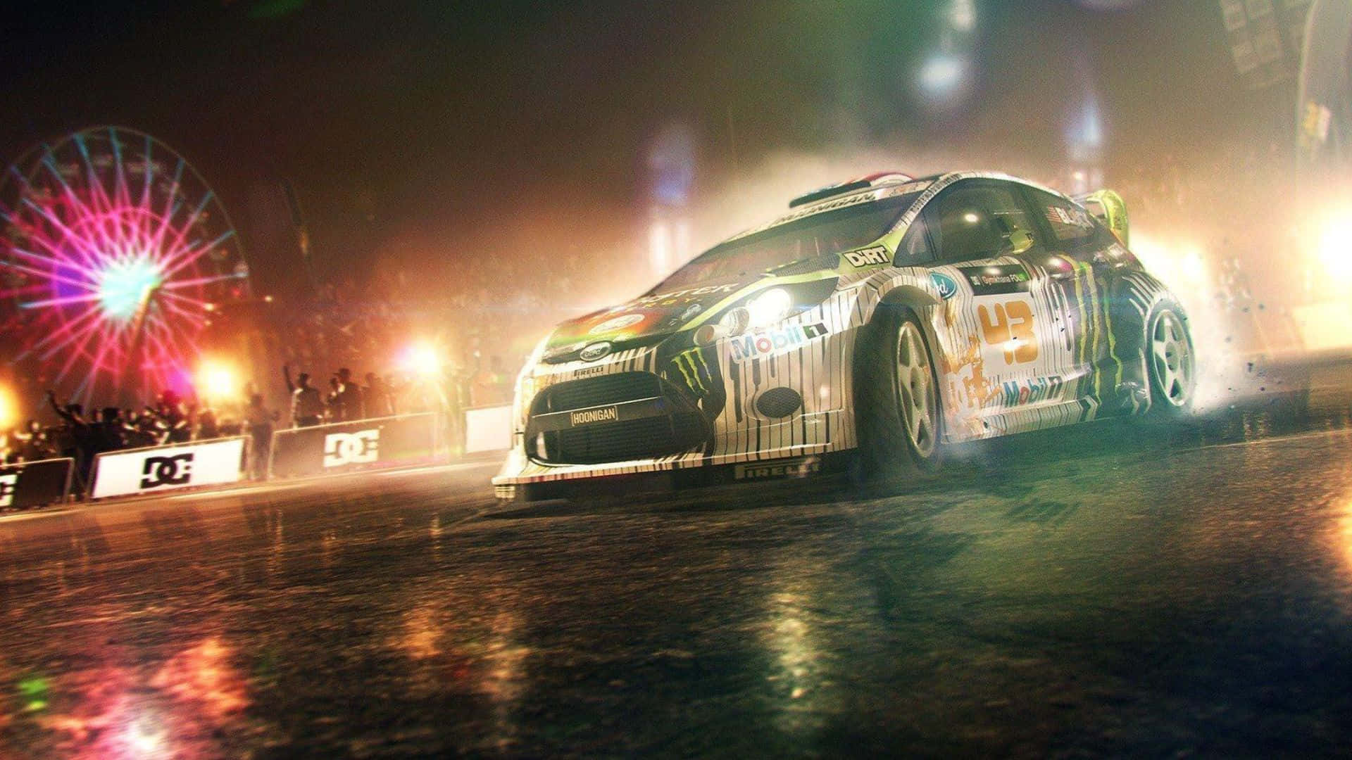 1080p Dirt 3 桌布 壁紙 — 一輛拉力賽車在發光的摩天輪和體育場燈光下，在雨濕的夜街上飄移。