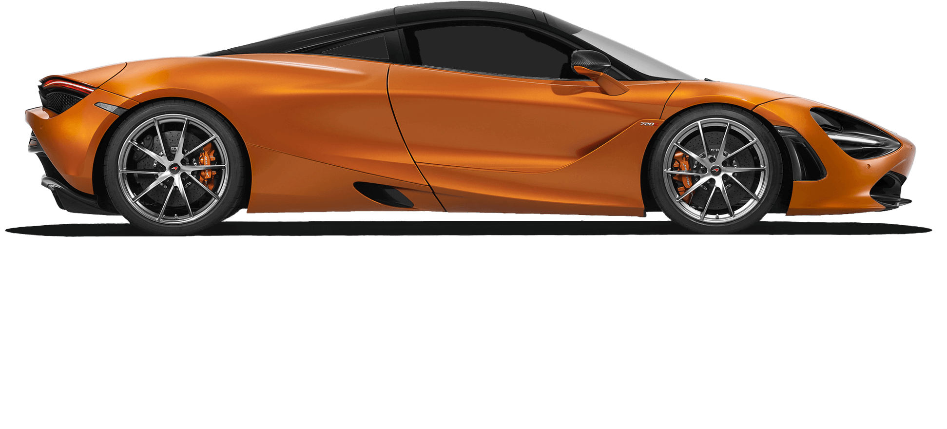 麥拉倫 桌布 壁紙 — 一輛時尚的橙色McLaren 720S跑車，在黑色背景上以側面展示，可見制動卡鉗和空氣動力學曲線。