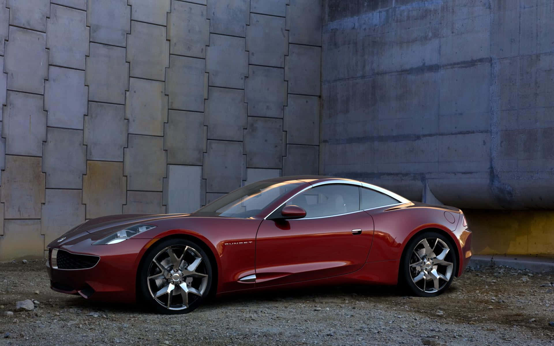 Fisker 桌布 壁紙 — 一輛時尚的紅色跑車帶有銀色點綴，在柔和日光下靠著紋理混凝土牆。