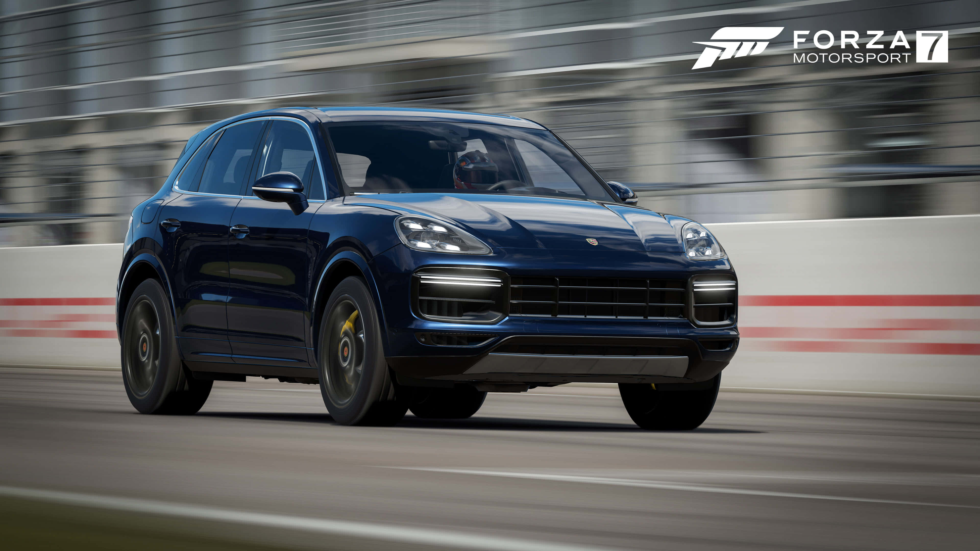 Forza Motorsport 7 桌布 壁紙 — 一輛時尚的藍色保時捷卡宴在賽道上疾馳，背景因動態模糊而呈現條紋效果。