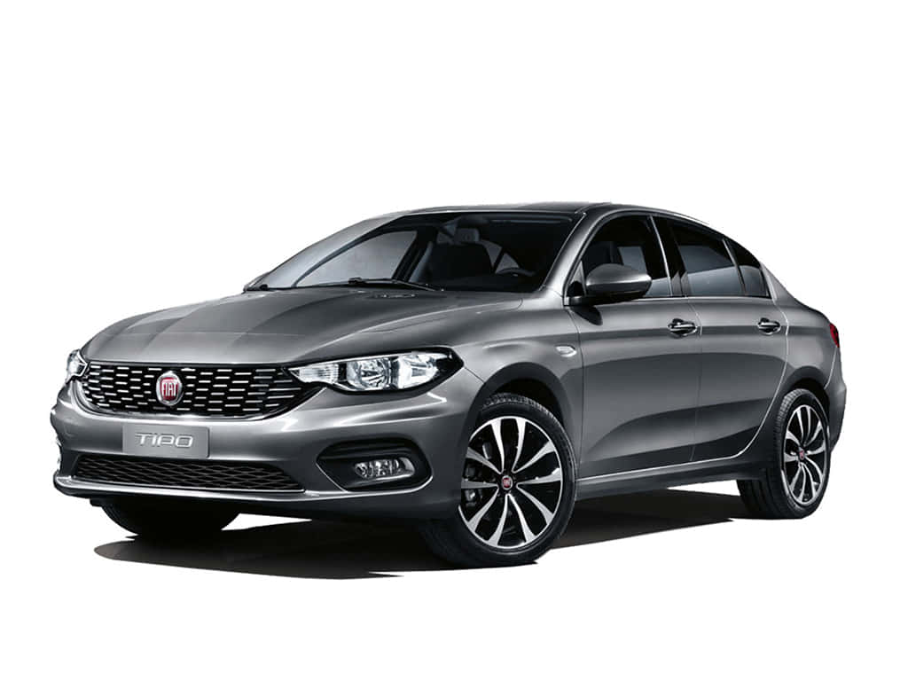 Fiat Tipo 桌布 壁紙 — 一輛時尚的銀色 Fiat Tipo 轎車在攝影棚燈光下，以潔白背景展示。