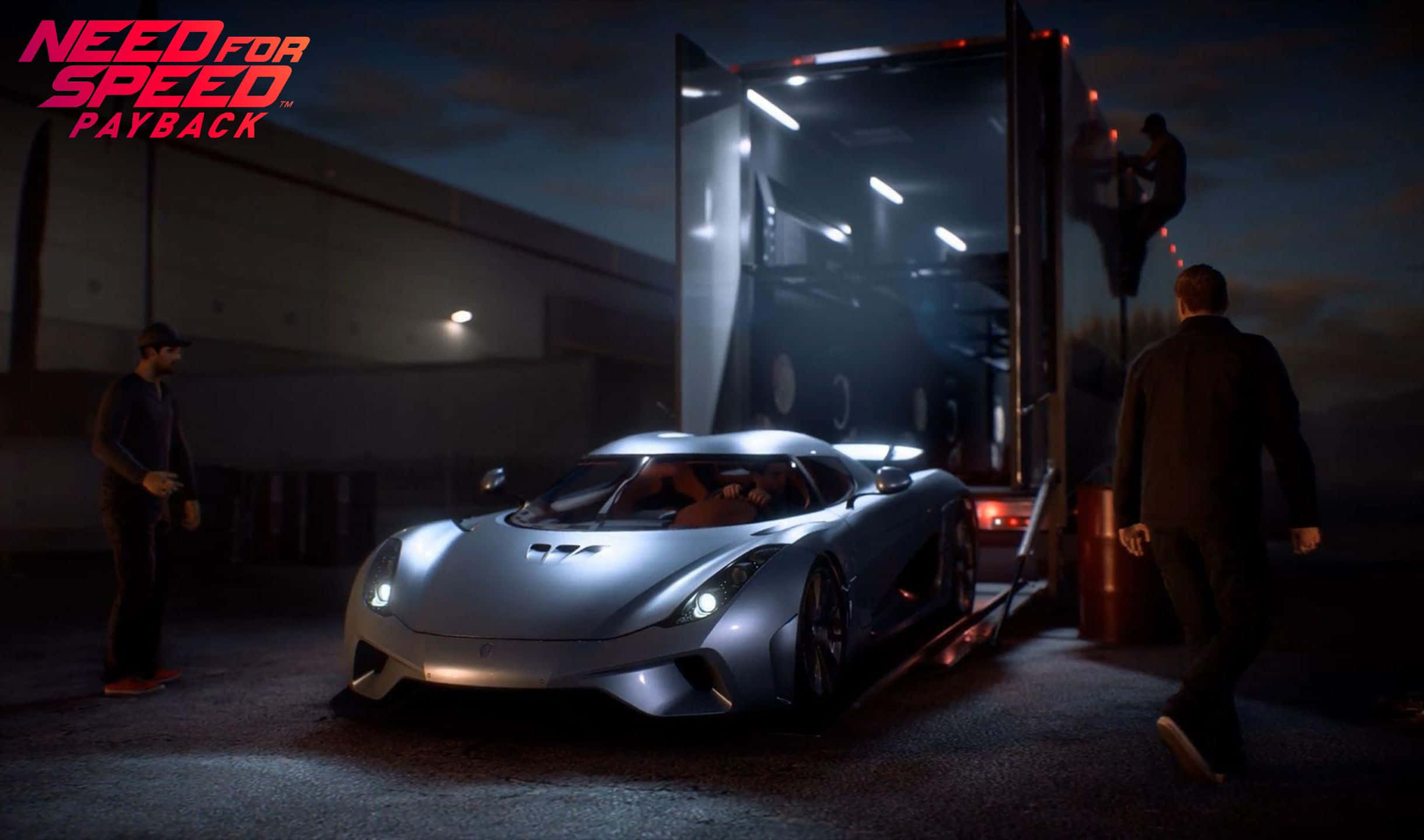 2440x1440 Need For Speed Payback 桌布 壁紙 — 一輛時尚的銀色跑車在昏暗的夜間燈光下從拖車中駛出，人物在粗糙的城市環境中觀察。