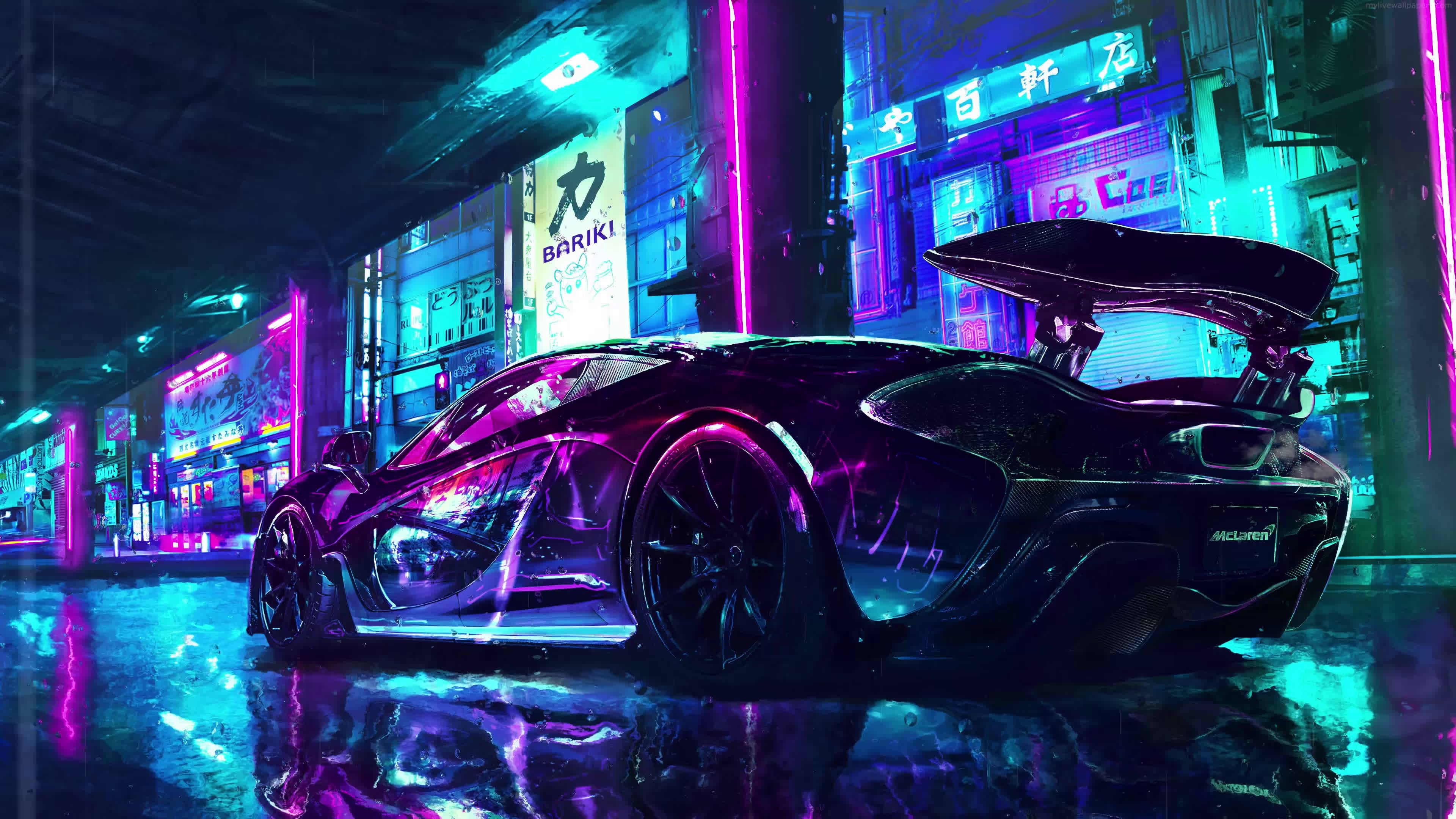 汽車 4K 桌布 壁紙 — 一輛時尚的黑色McLaren跑車在夜晚潮濕的賽博朋克街道上，在霓虹燈下閃閃發光。
