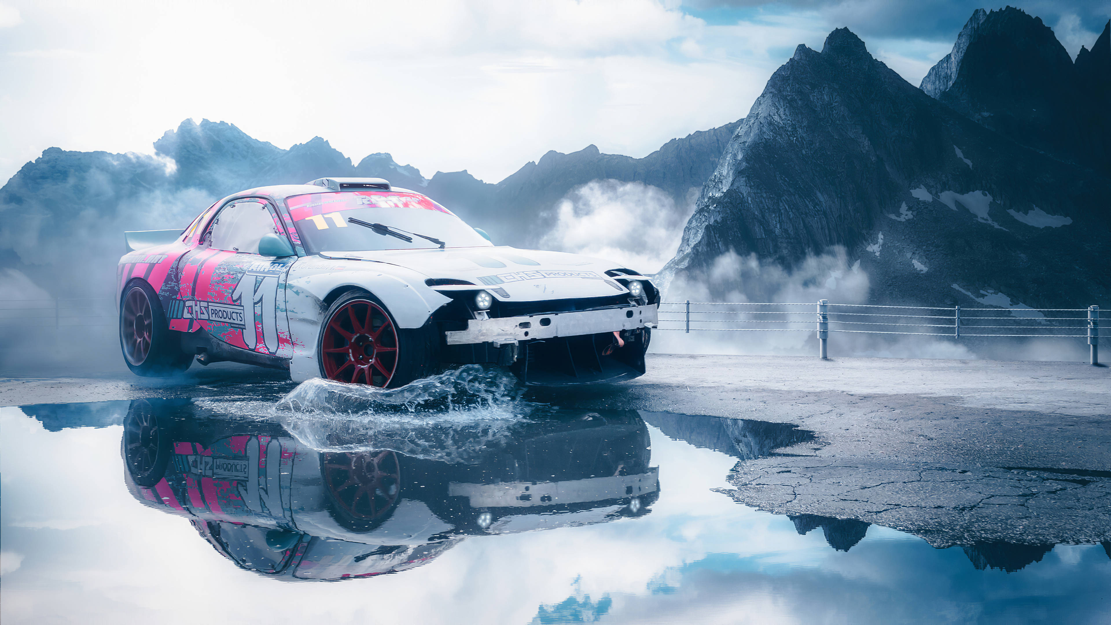 drifting 桌布 壁紙 — 一輛粉白色甩尾車在霧峰倒映的山路上濺起水花穿過水坑。