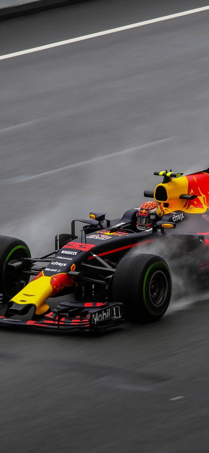 紅牛F1賽車在賽道上甩尾產生輪胎煙霧 — 紅牛F1 壁紙