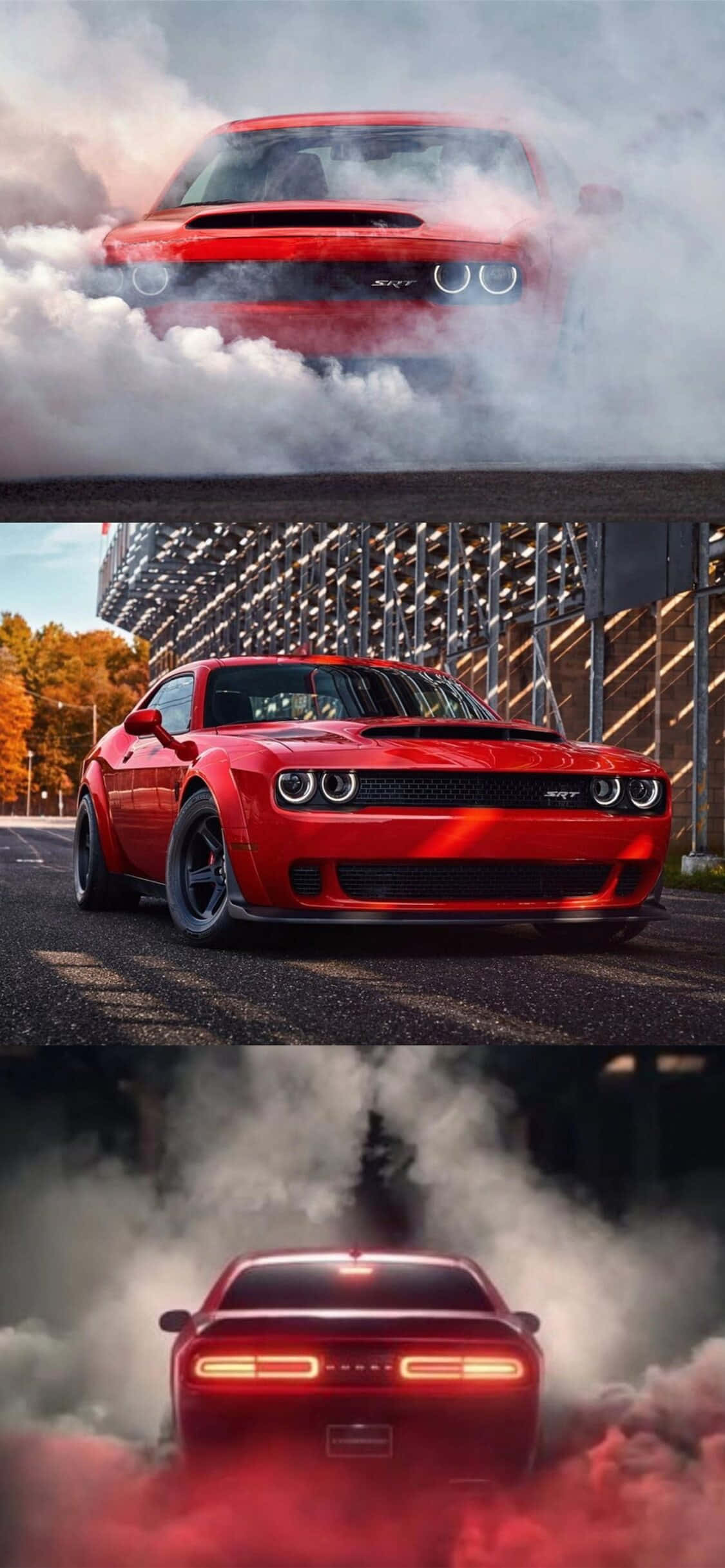 電玩遊戲 桌布 壁紙 — 一輛紅色 Dodge Challenger SRT 在賽道上拖曳輪胎，冒出濃煙，背景是秋樹和工業結構。