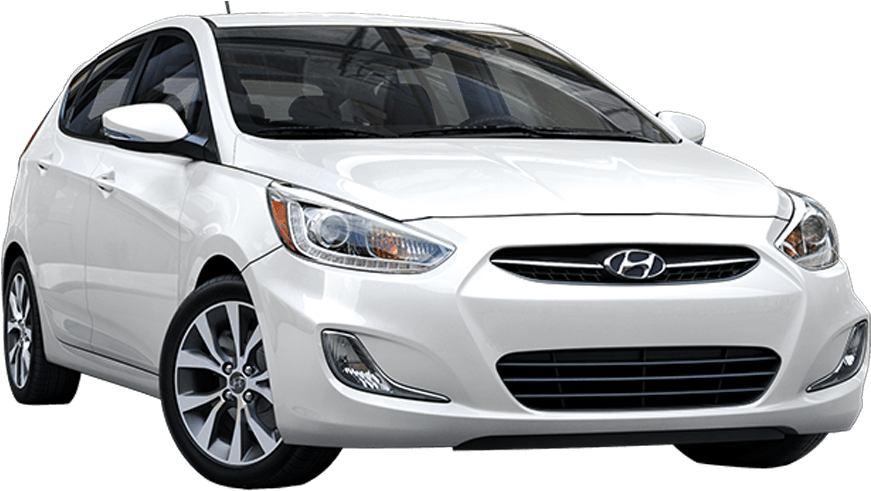 Hyundai 桌布 壁紙 — 一輛純白色的現代掀背車在攝影棚燈光下閃耀，線條銳利，配備合金輪圈。