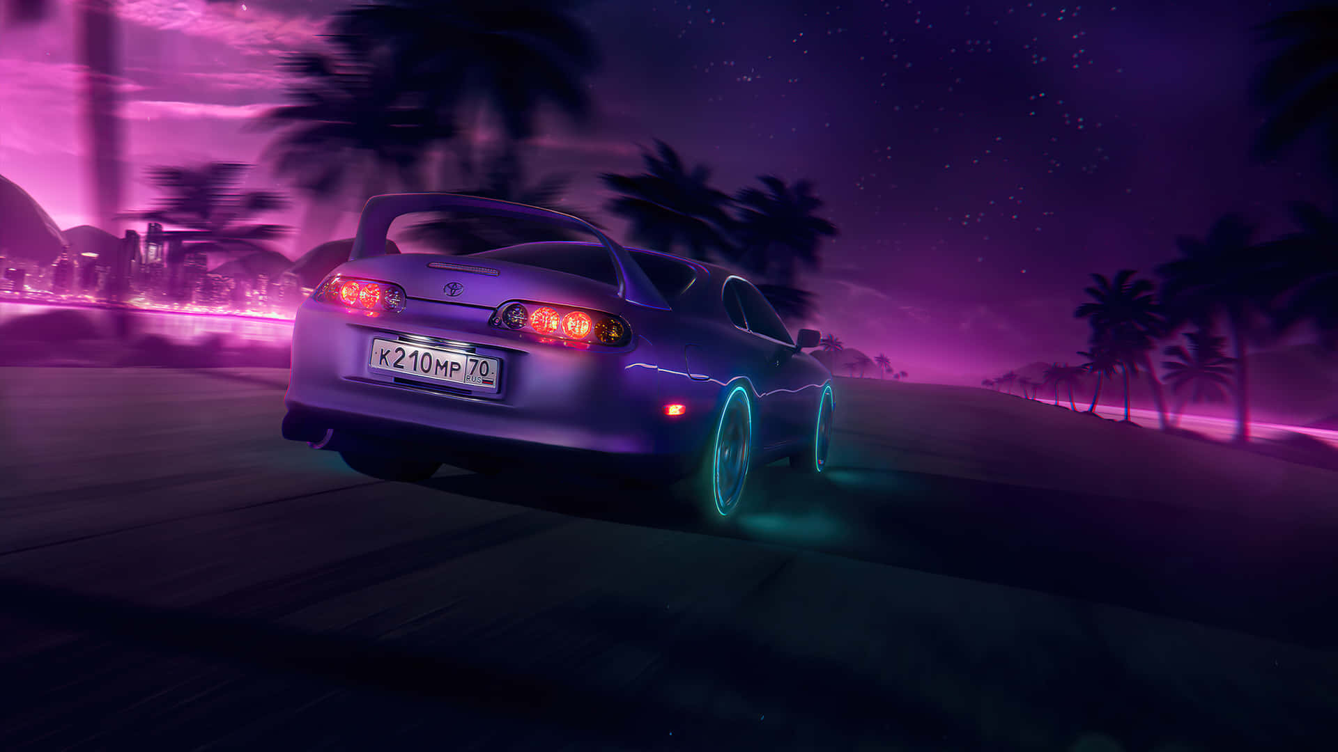 桌布 壁紙 — 一輛紫色跑車帶有發光車輪，在充滿活力的紫色夜空下，沿著棕櫚樹成蔭的道路疾馳。
