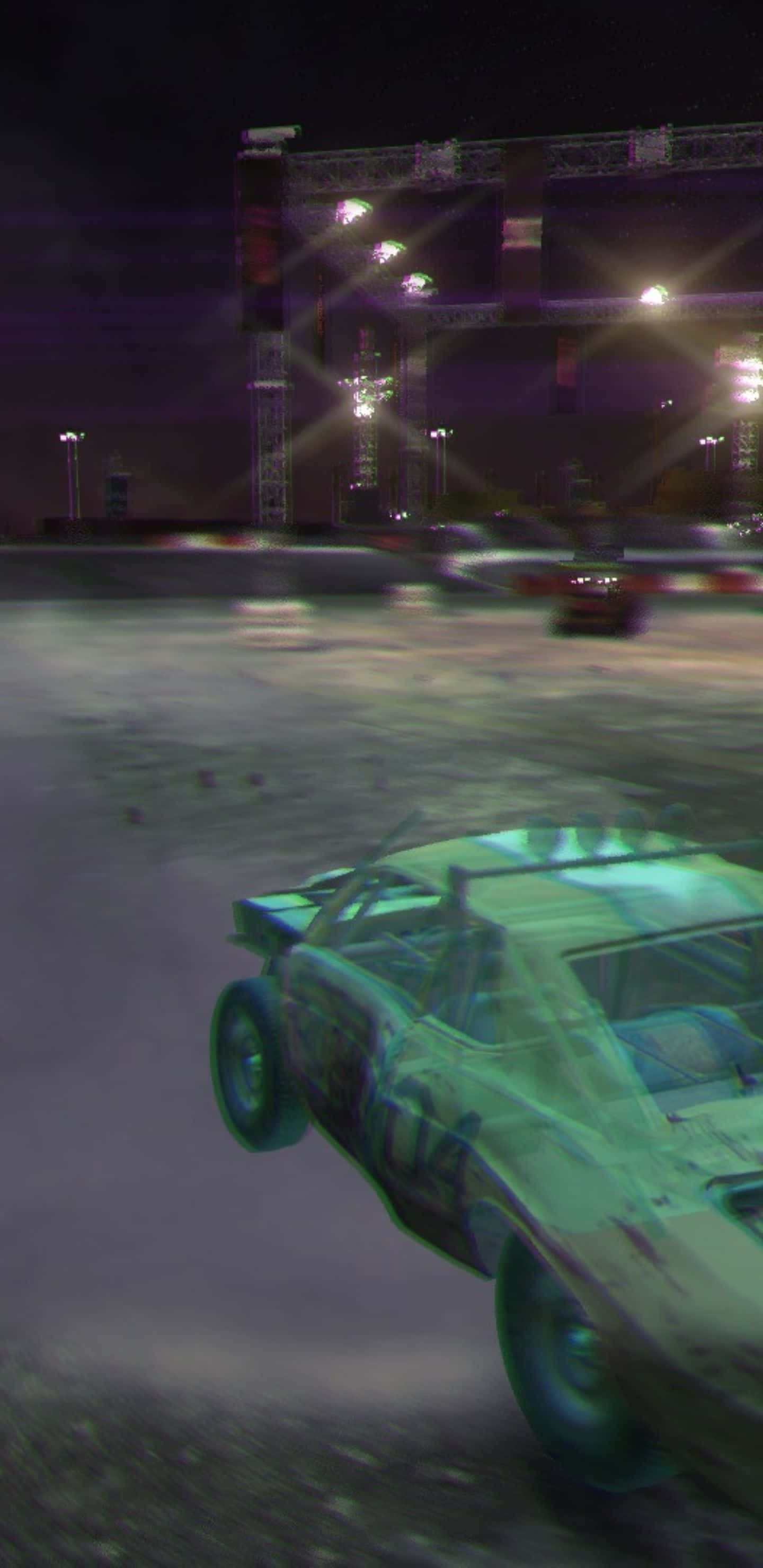 Dirt Track Racing 桌布 壁紙 — 一輛綠色賽車在夜間於明亮的體育場燈光下在泥地賽道上飄移。