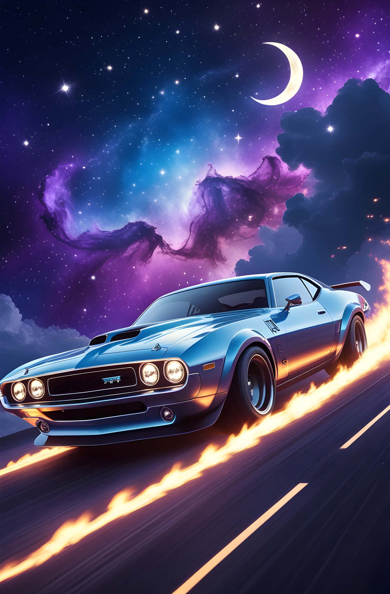 Cosmic Speed Muscle Car 壁紙 — 一輛藍色肌肉車在星光燦爛的紫色天空下，帶著火焰痕跡在道路上奔馳，天空有一彎新月。