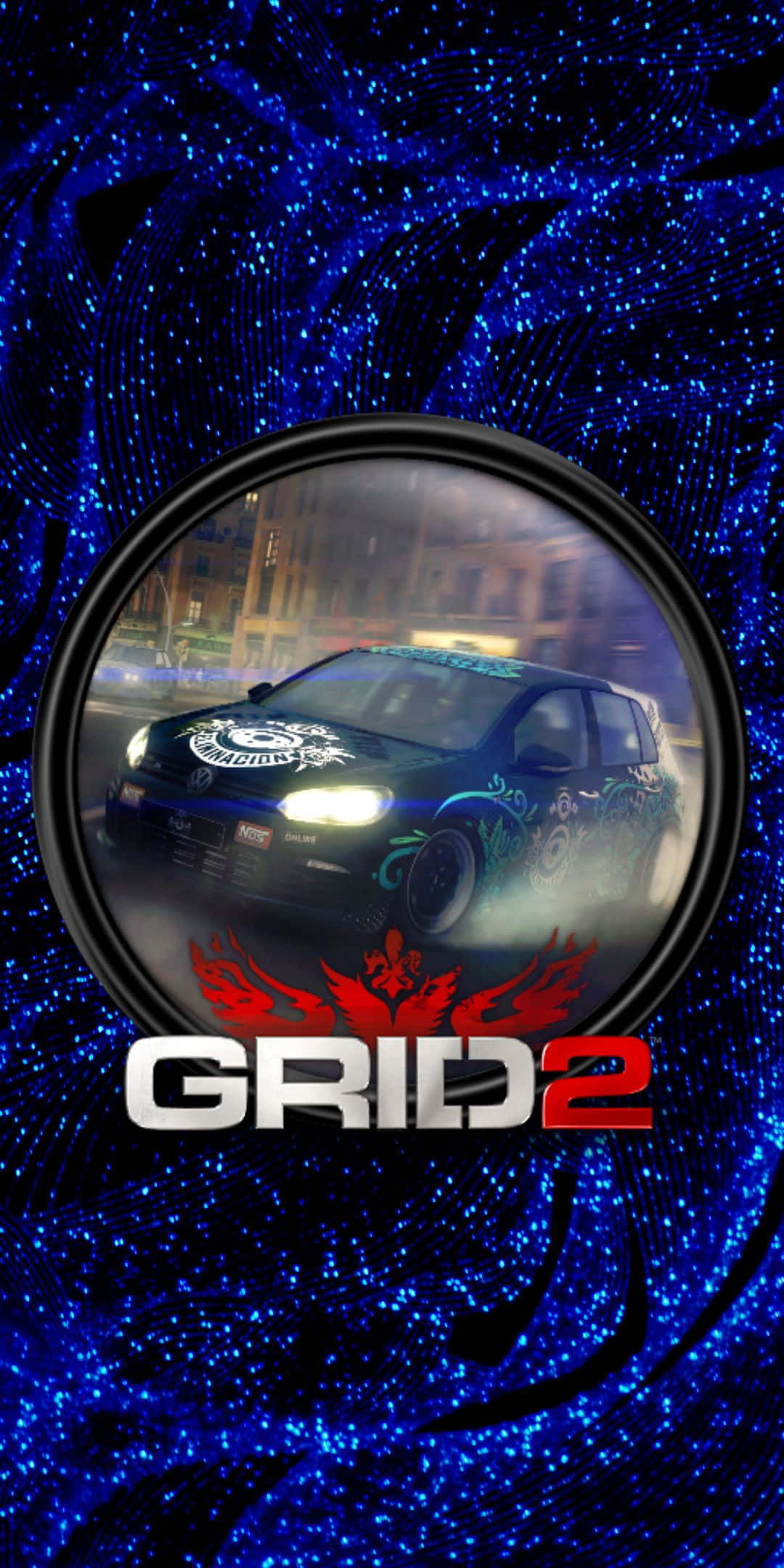 深藍色 桌布 壁紙 — 一輛賽車在夜間穿過城市，位於圓形框架內，背景是閃爍的藍色數位背景。