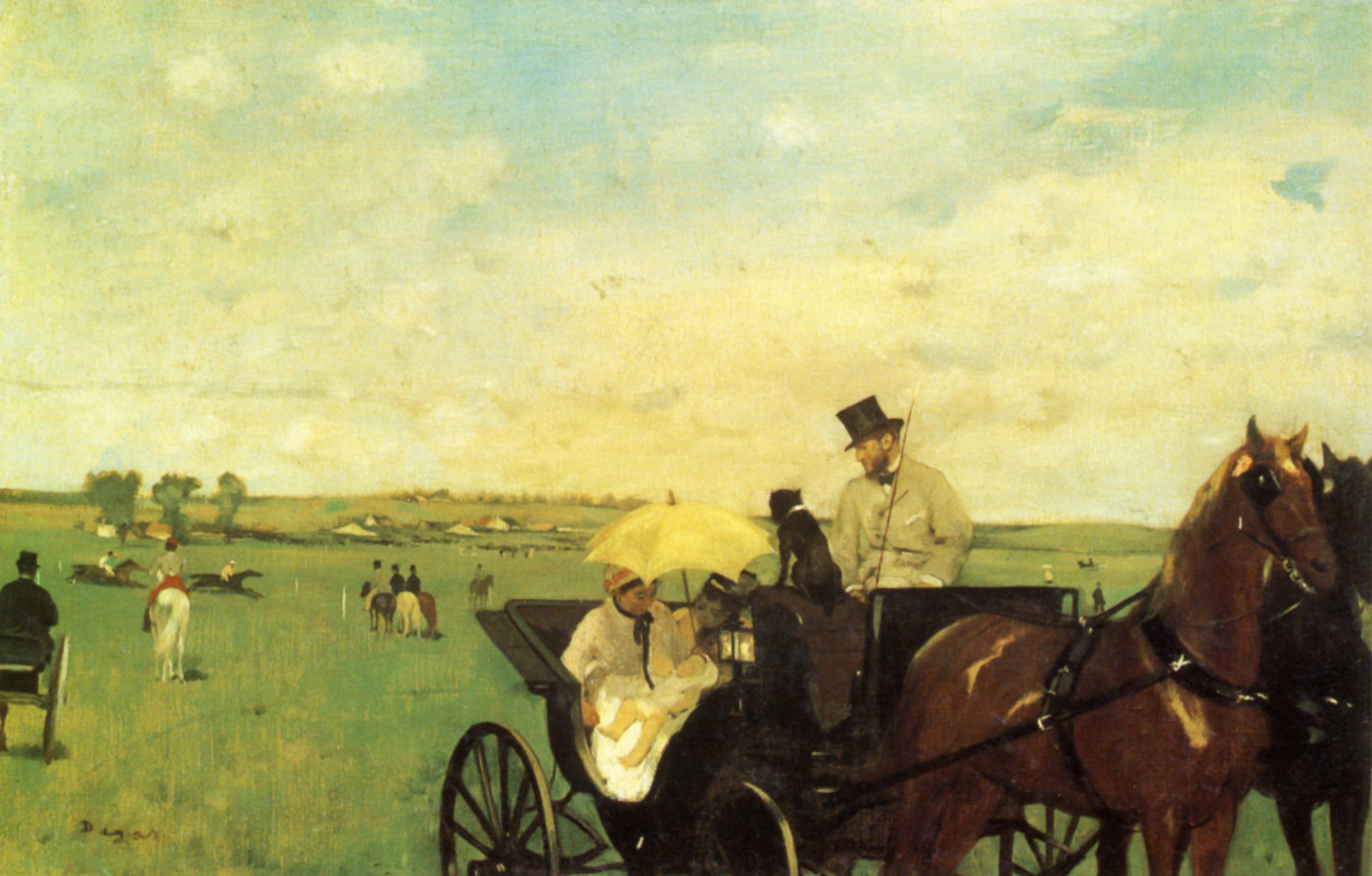 Degas 桌布 壁紙 — 一輛載有乘客和一隻狗的馬車在陰天天空下穿越廣闊的綠色田野，遠處有騎手。