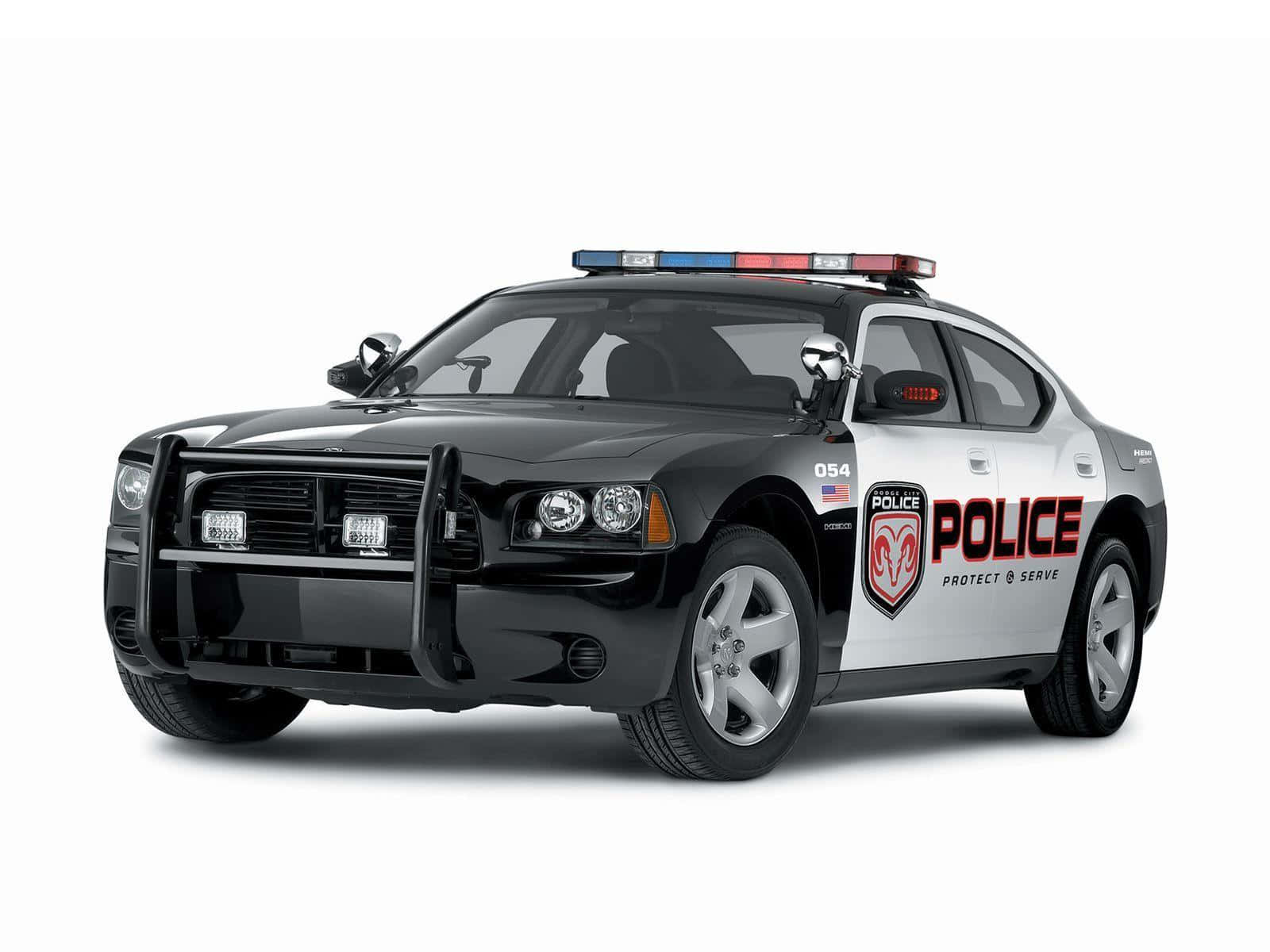 Police Car 桌布 壁紙 — 一輛黑白道奇警車，帶有紅藍燈光和「protect serve」文字，背景為白色。