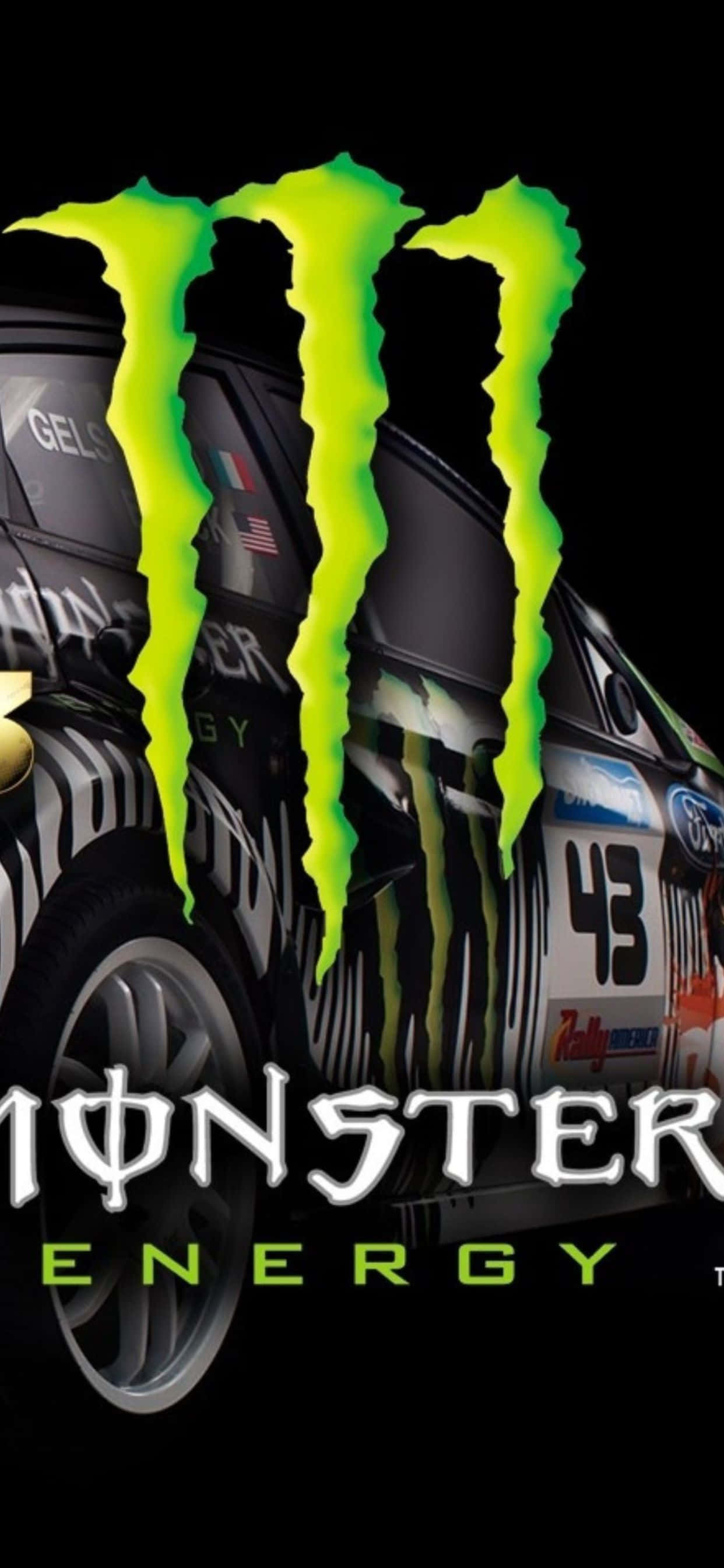 iPhone Xs Max Dirt 3 桌布 壁紙 — 一輛黑色賽車，側面帶有發光的綠色Monster Energy標誌和43號，背景為深色。