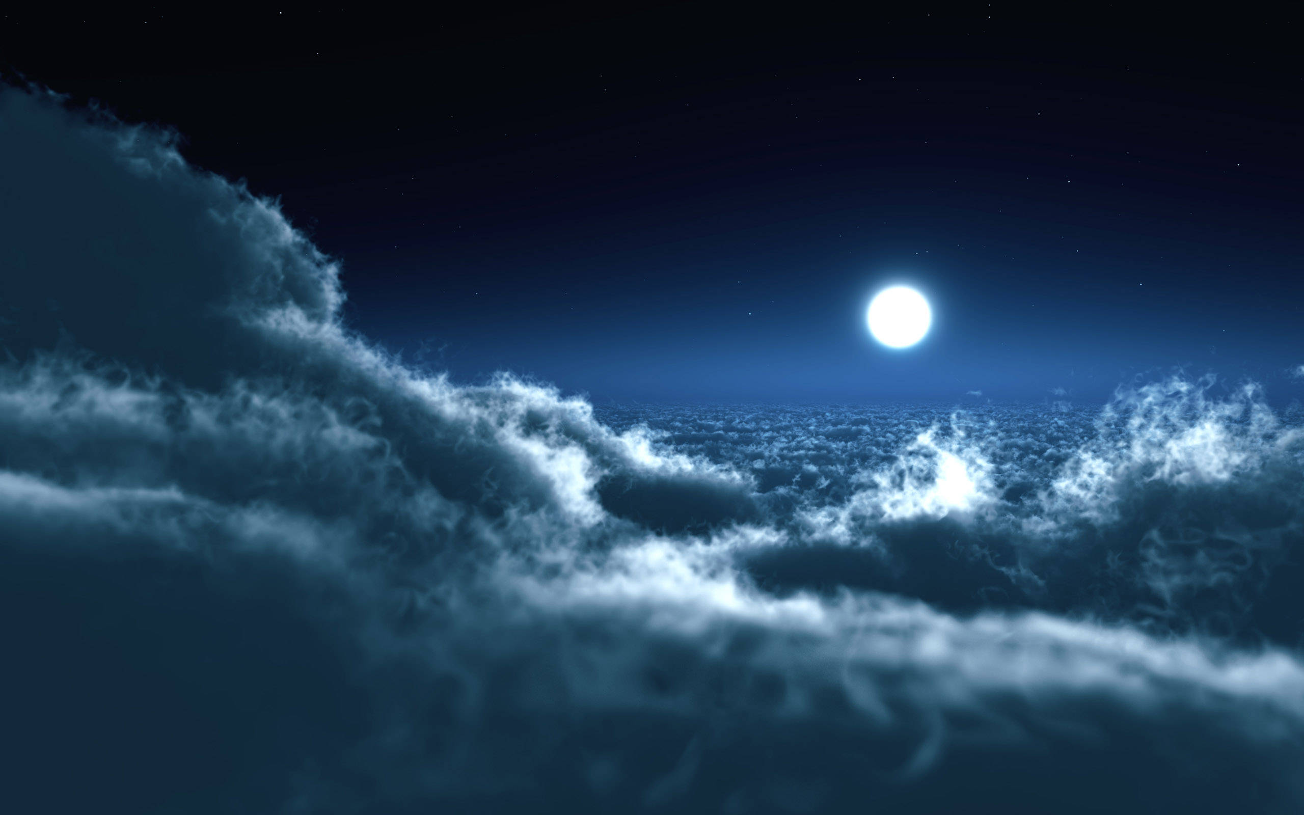 雲朵 桌布 壁紙 — 一輪明亮的滿月穿過旋轉的雲層，照耀在繁星夜空下的黑暗海洋上。