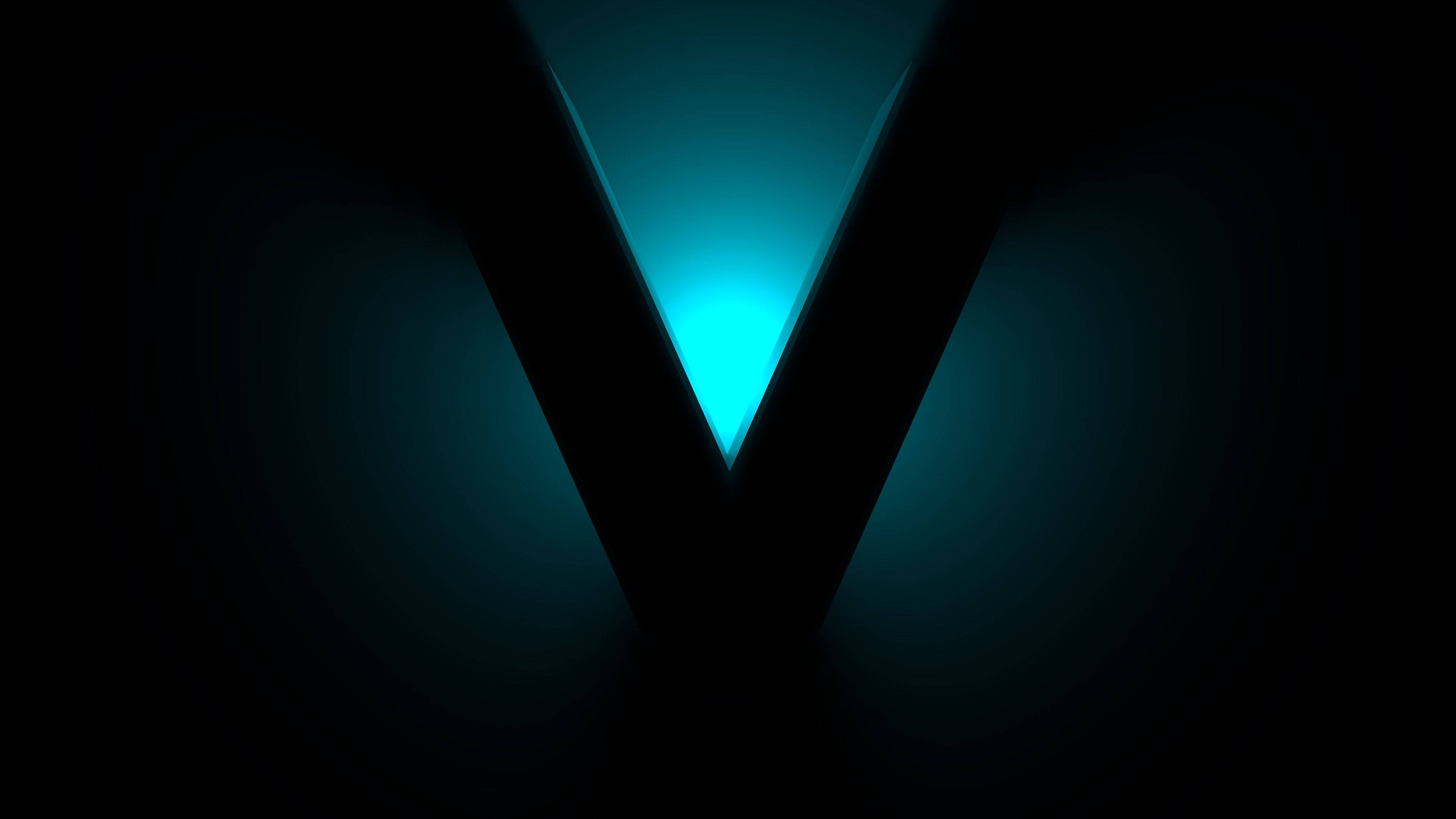 v 桌布 壁紙 — 一道發光的青色V形光線穿透黑暗，帶有柔和漸變光暈。