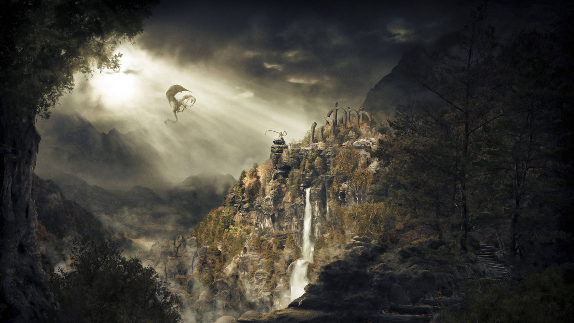 HD Scenery 桌布 壁紙 — 一道雄偉的瀑布從霧氣瀰漫的山崖傾瀉而下，一隻發光的生物在戲劇性的暴風雲中翱翔。