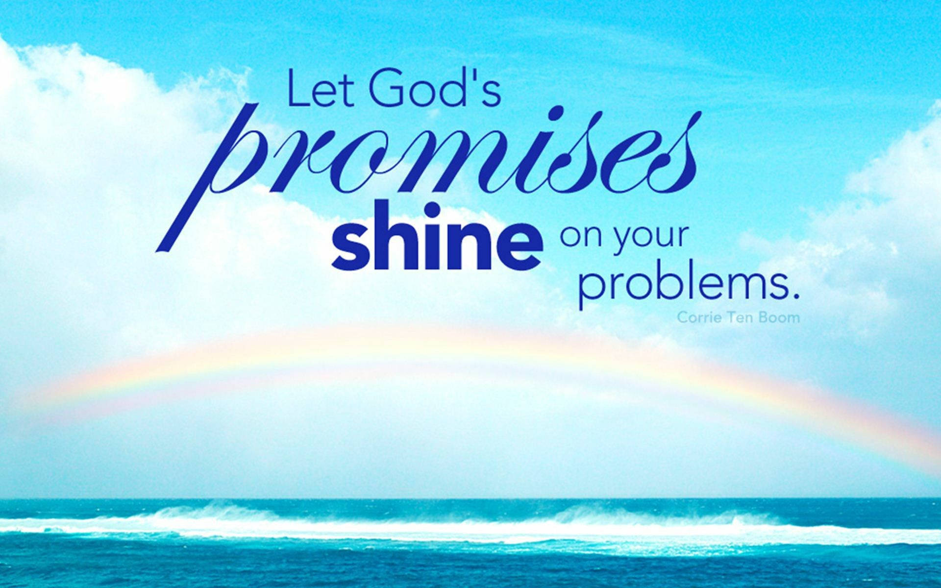 God Quotes 桌布 壁紙 — 一道鮮豔的彩虹橫跨在碧綠色的海洋上空，明亮的藍天下有蓬鬆的雲朵和鼓舞人心的文字。