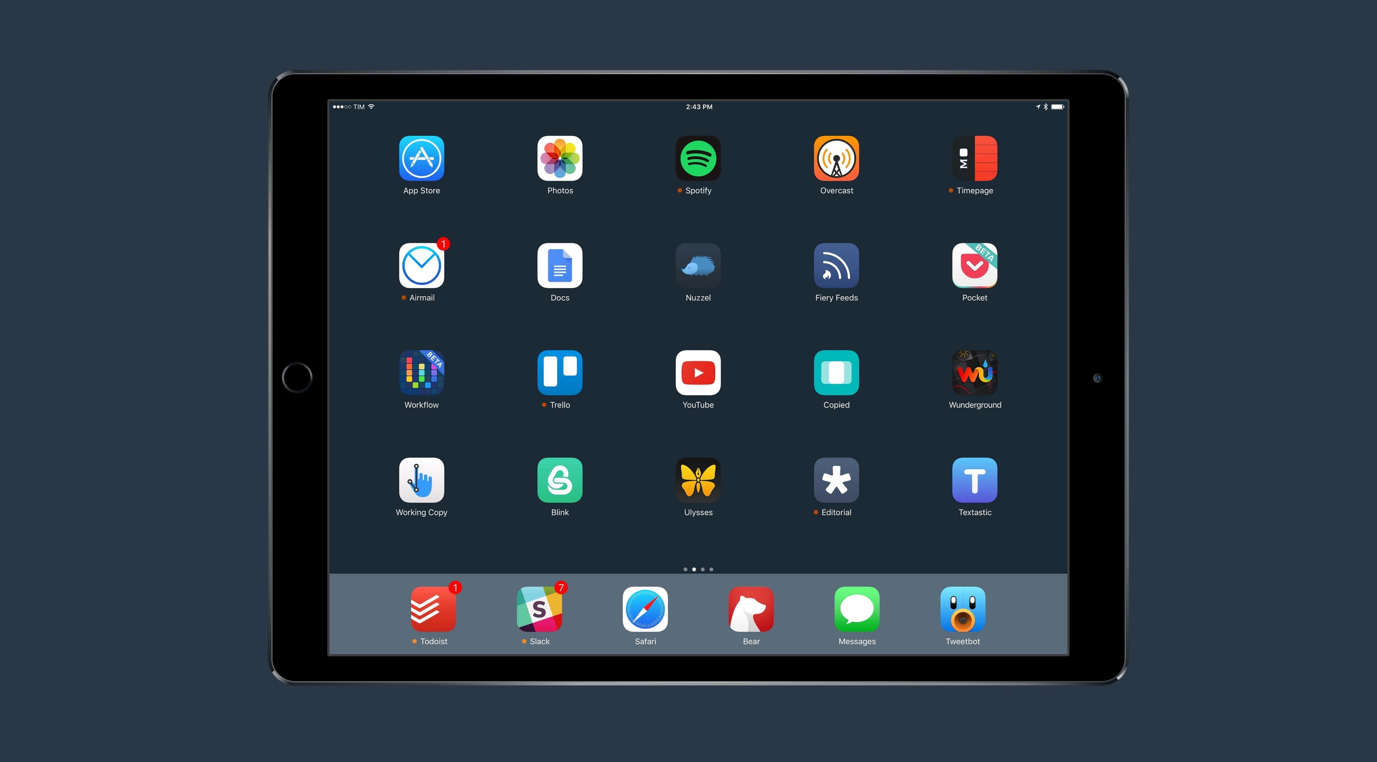 iPad 桌布 壁紙 — 一部時尚的平板電腦在深色背景上顯示彩色應用程式圖標網格，底部有一個 Dock。