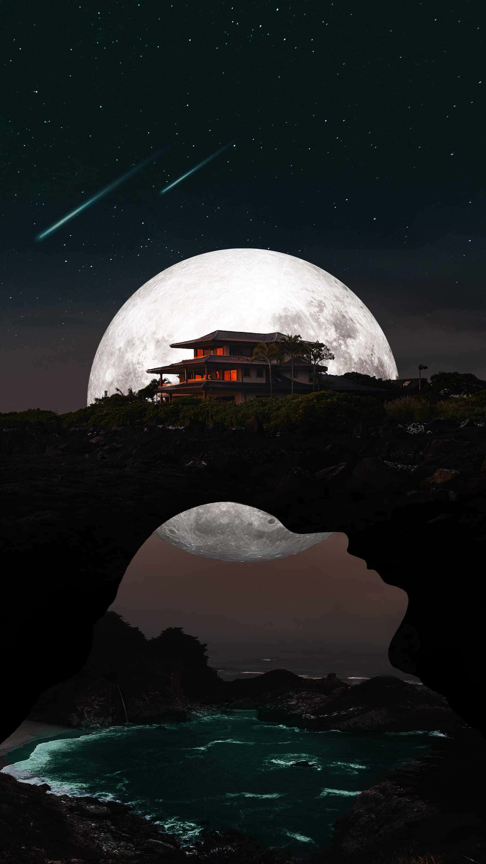 房屋 桌布 壁紙 — 一間發光的房子坐落在懸崖上，下方是巨大的月亮，流星劃過繁星點點的夜空。