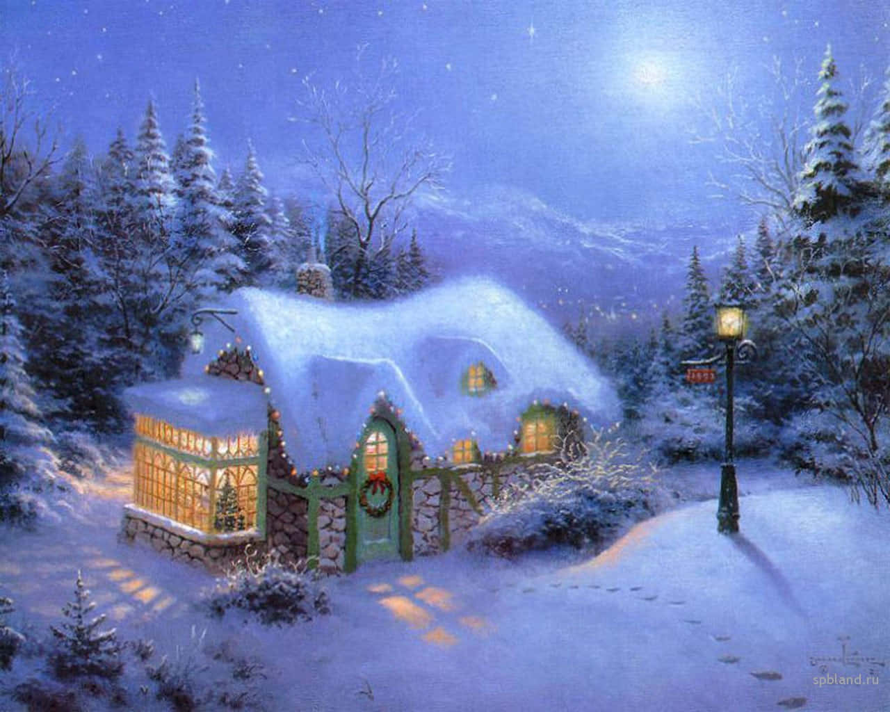 聖誕節 桌布 壁紙 — 一間舒適的雪覆蓋小屋在松樹環繞的星空冬夜下溫暖地發光。