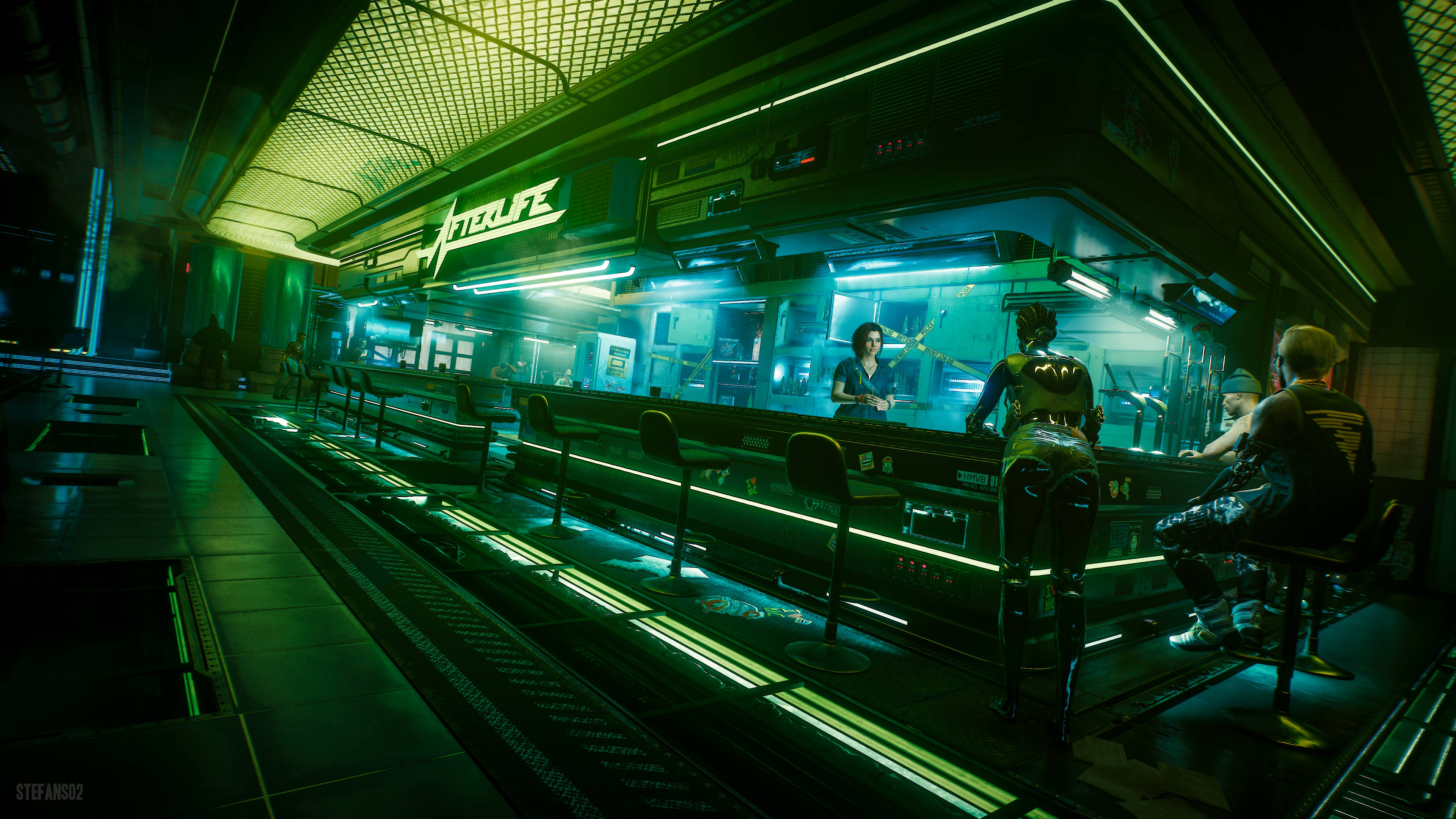Cyberpunk Desktop 桌布 壁紙 — 一間霓虹燈照亮的賽博龐克酒吧，顧客和酒保在發光的綠色和藍色燈光下。
