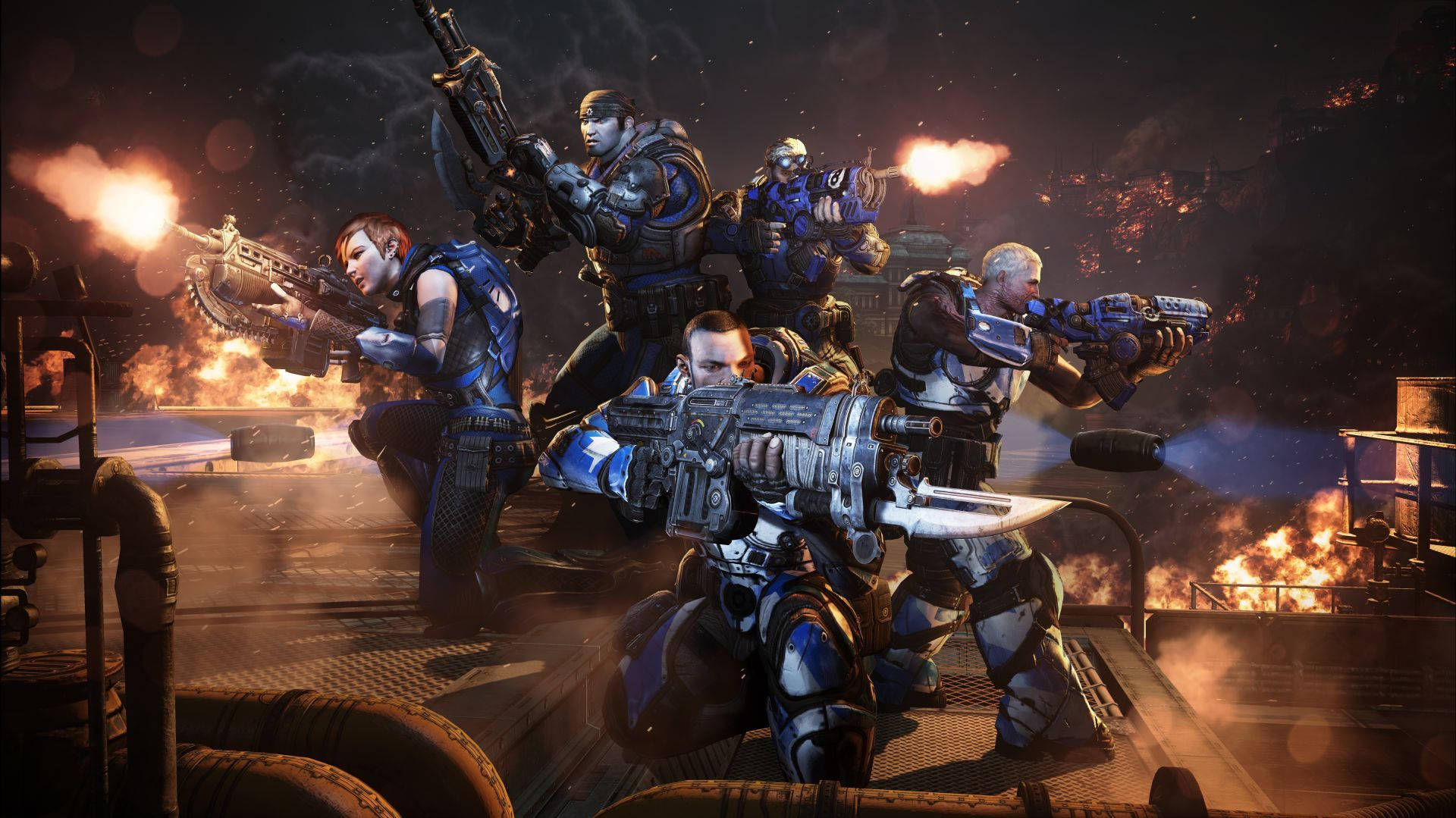 Gears Of War 桌布 壁紙 — 一隊裝甲士兵在夜間於戰火摧殘的工業平台上，在猛烈爆炸中發射重型武器。