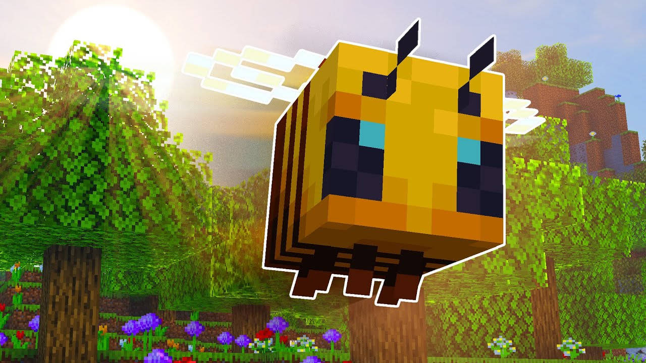我的世界 蜜蜂 桌布 壁紙 — 一隻像素蜜蜂在陽光明媚的Minecraft森林中飛翔，森林裡有方塊狀的樹木和色彩繽紛的花朵。