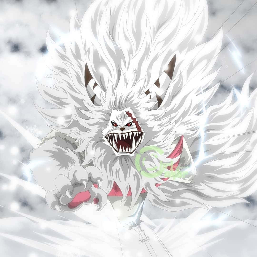 Nekomamushi 桌布 壁紙 — 一隻兇猛的白毛九尾狐，眼睛發光，牙齒鋒利，在旋轉的雪和閃電中咆哮。