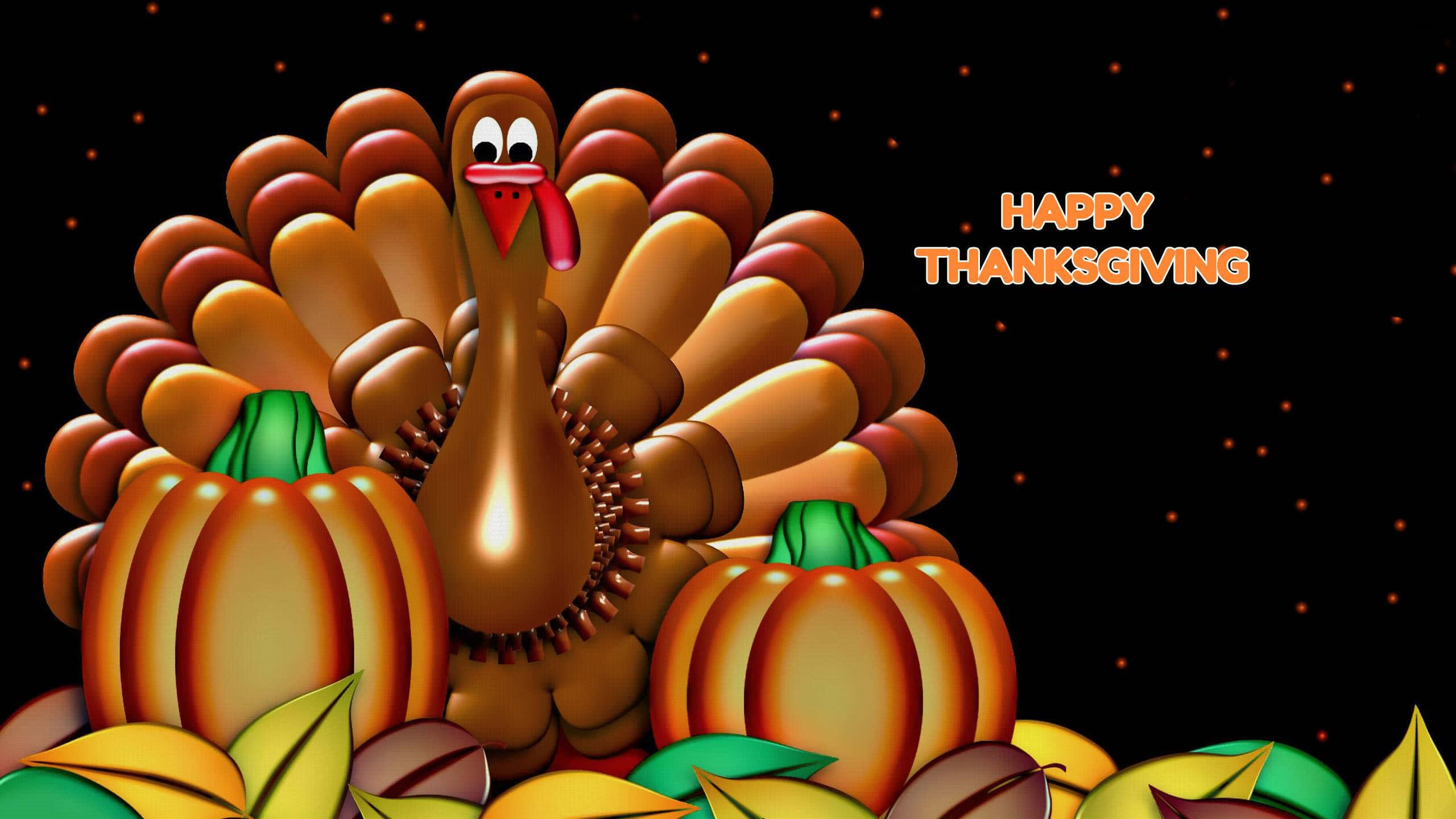 Thanksgiving Desktop 桌布 壁紙 — 一隻卡通火雞張開尾巴，站在南瓜和秋葉之間，背景是星光閃爍的黑色，並有「Happy Thanksgiving」字樣。