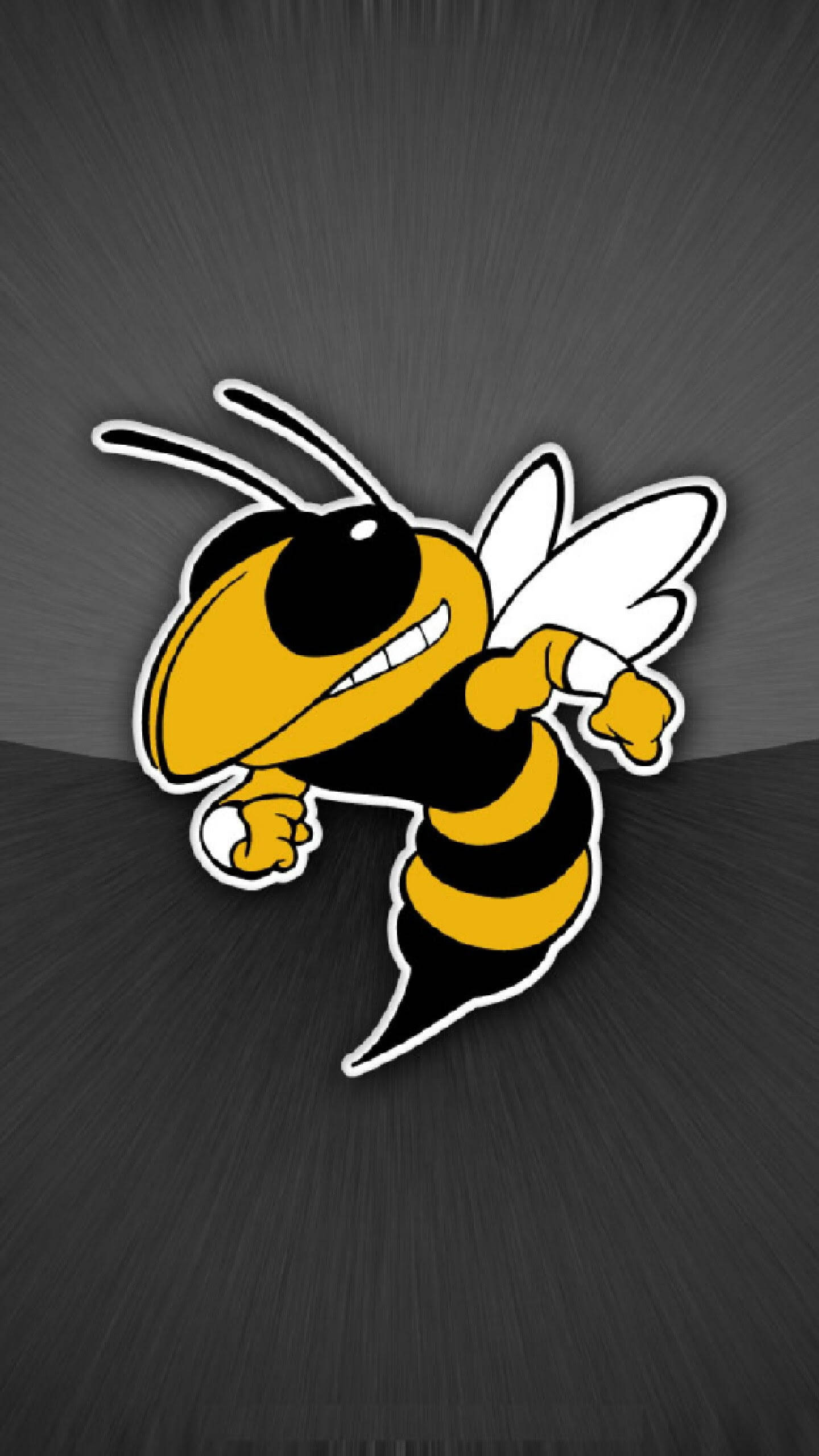 Bee 桌布 壁紙 — 一隻卡通蜜蜂，咧嘴大笑，帶有白色輪廓，在深灰色徑向漸變背景前飛翔。