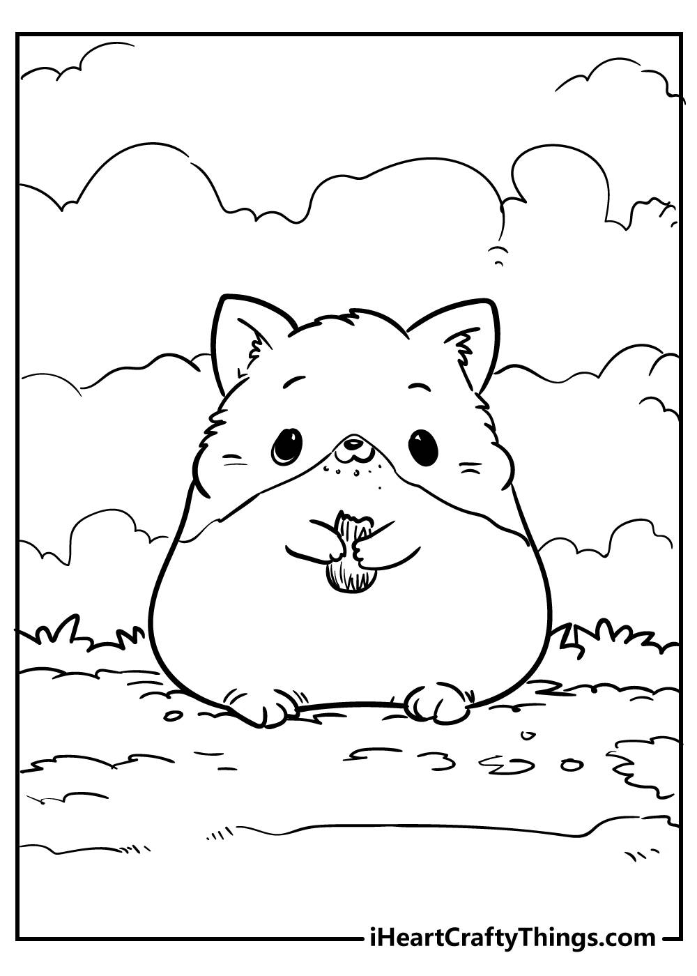 Kawaii Cute Animals 桌布 壁紙 — 一隻可愛的卡通倉鼠開心地坐在草地上，在蓬鬆的雲朵下吃著堅果。