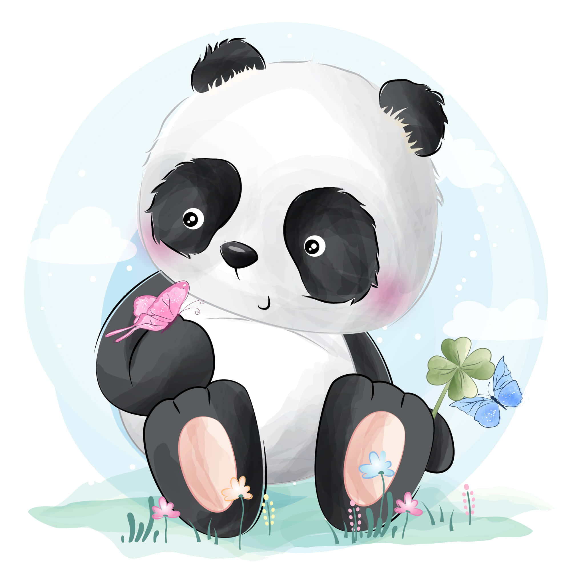 熊貓 桌布 壁紙 — 一隻可愛的卡通熊貓坐在柔和的藍天白雲圓圈中，手持粉紅色蝴蝶和四葉草，附近有一隻藍色蝴蝶。