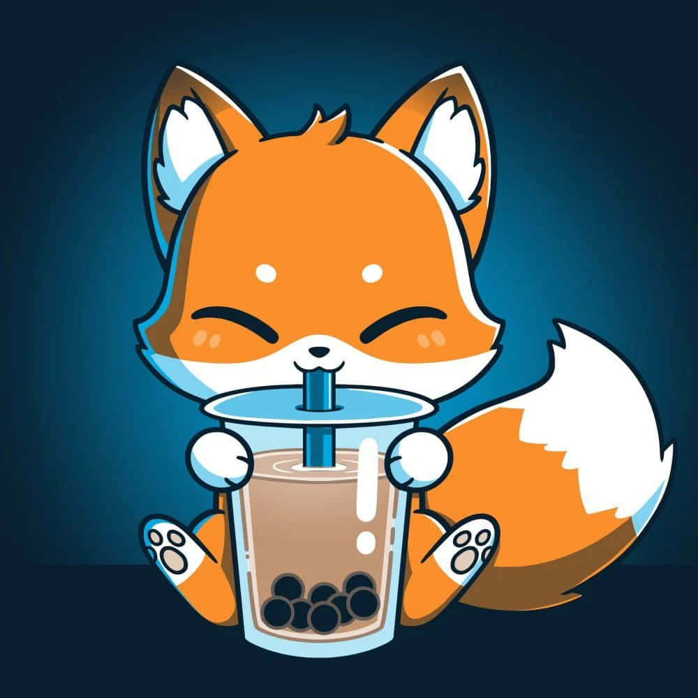 Cute Animated 桌布 壁紙 — 一隻可愛的卡通狐狸在深藍色背景下滿足地微笑著啜飲珍珠奶茶。