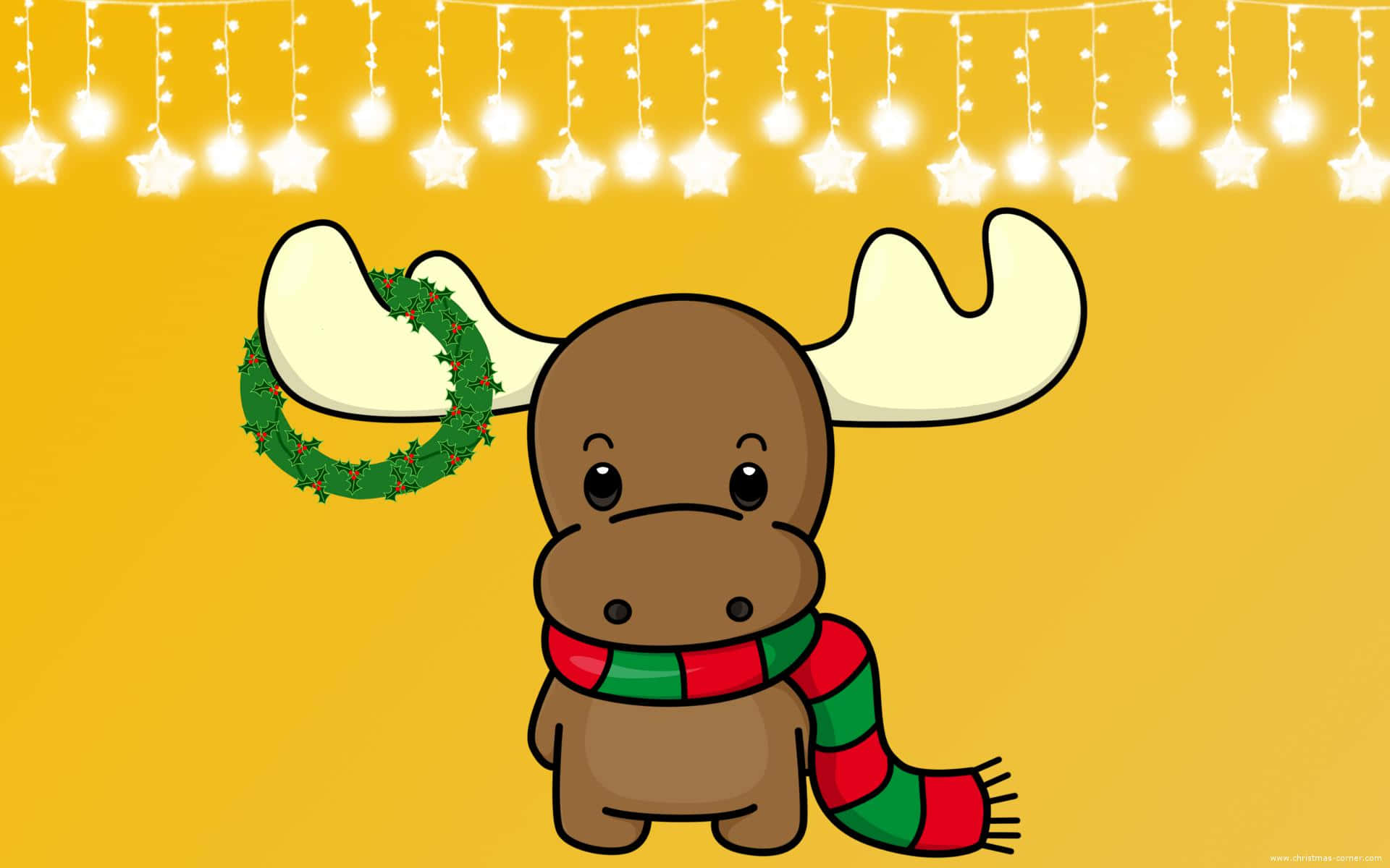 Cartoon Animal 桌布 壁紙 — 一隻可愛的卡通駝鹿，戴著紅綠相間的圍巾，鹿角上掛著花環，站在黃色背景的閃爍星光下。