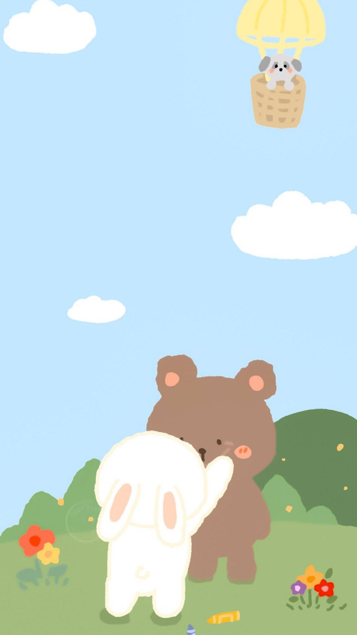 Cute Cartoon Bear 桌布 壁紙 — 一隻可愛的棕色熊和白色兔子在藍天白雲下擁抱，還有一個載著小狗的熱氣球。
