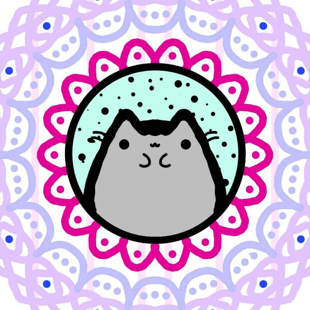 pusheen 動圖 桌布 壁紙 — 一隻可愛的灰色卡通貓咪，帶有黑色輪廓，坐在粉紅色扇貝形圓圈內，背景是粉彩紫色和藍色的曼陀羅圖案。