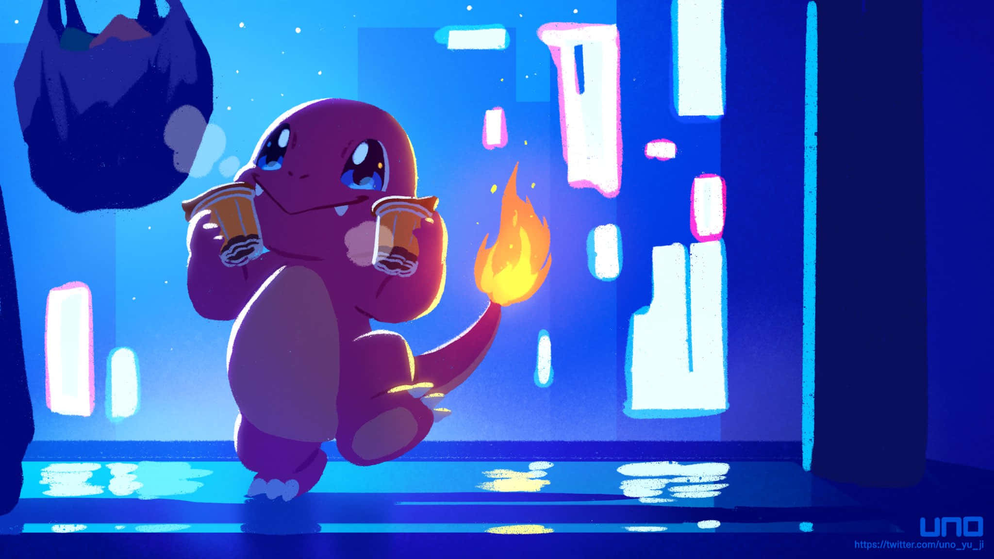 Cute Charmander 桌布 壁紙 — 一隻可愛的紫色小火龍拿著兩杯飲料，其火焰尾巴在夜晚的霓虹藍色城市景觀中溫暖地發光。