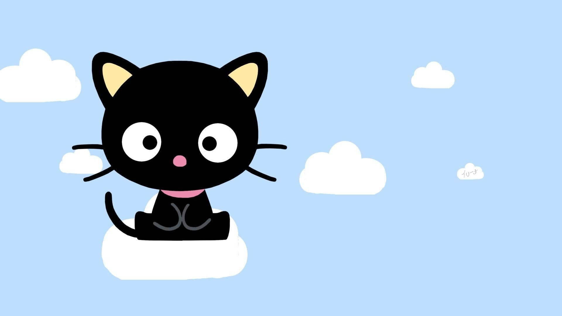 Chococat 桌布 壁紙 — 一隻可愛的黑色卡通貓咪，有著大眼睛，坐在蓬鬆的白雲上，背景是柔和的藍天，點綴著幾朵散雲。