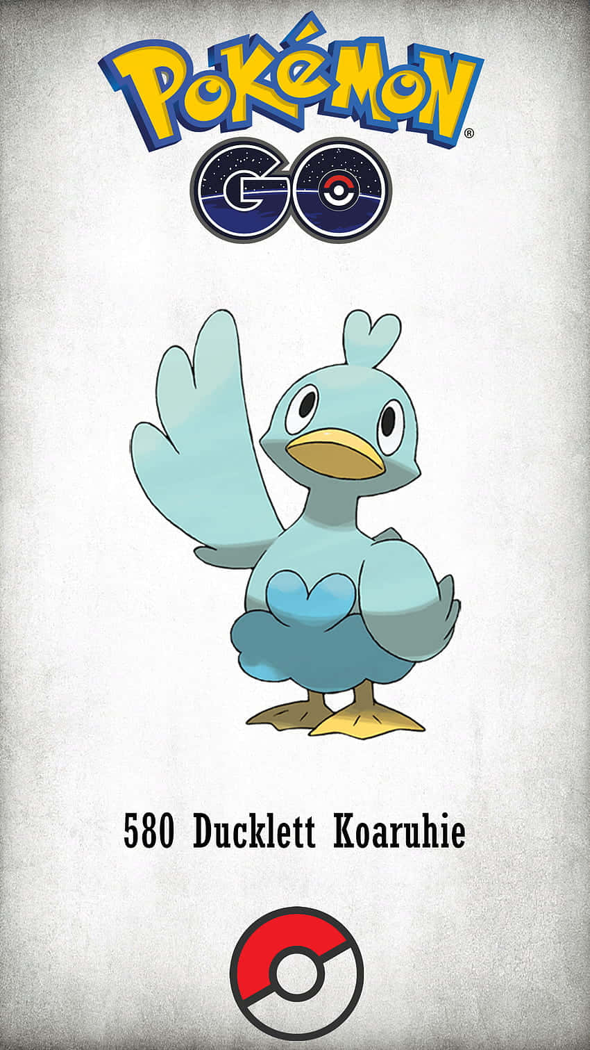 寶可夢 桌布 壁紙 — 一隻名為 Ducklett 的藍色鴨子狀寶可夢在帶有紋理的灰色背景上愉快地揮手，並帶有 Pokémon GO 品牌標誌。