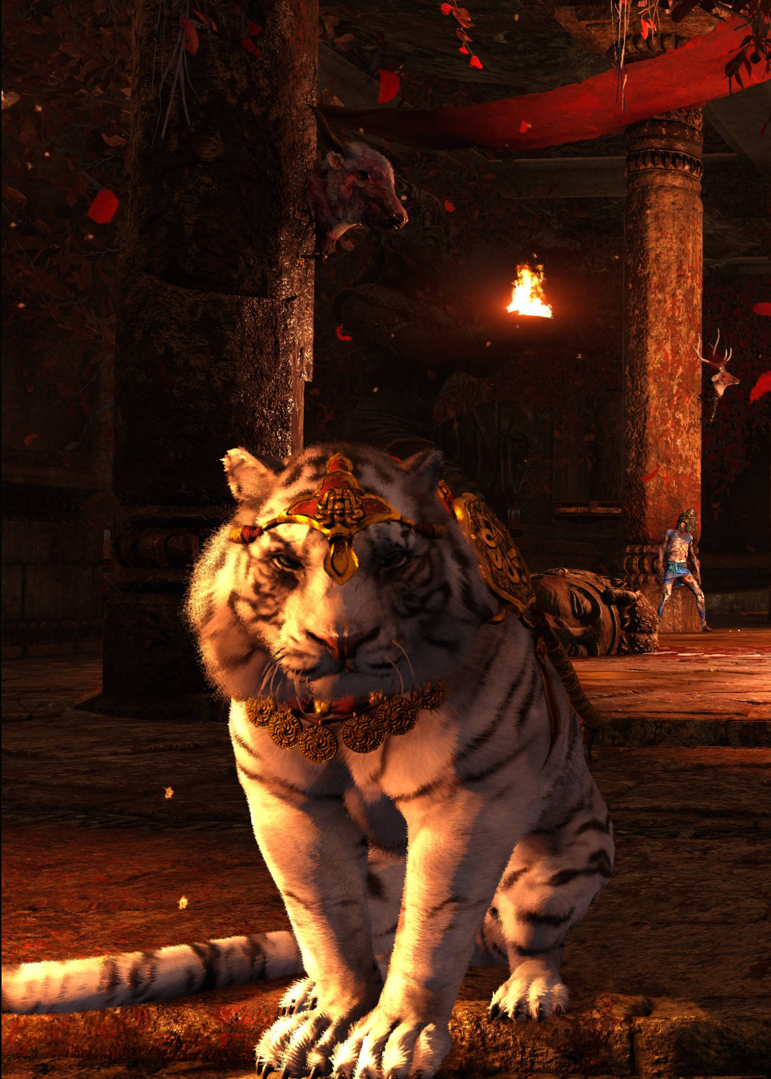 far cry iPhone 桌布 壁紙 — 一隻威風凜凜的白虎，佩戴著金色飾物，在燈光昏暗、火炬搖曳、紅葉飄落的古老寺廟中巡行。