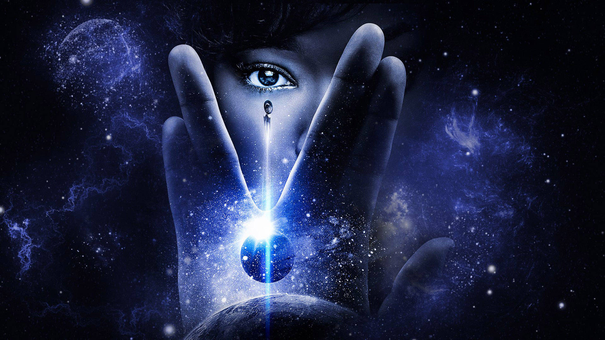 Discovery 桌布 壁紙 — 一隻宇宙之手托著一顆發光的行星，其中心升起一道淚珠形光束，背景是繁星點點的星雲。
