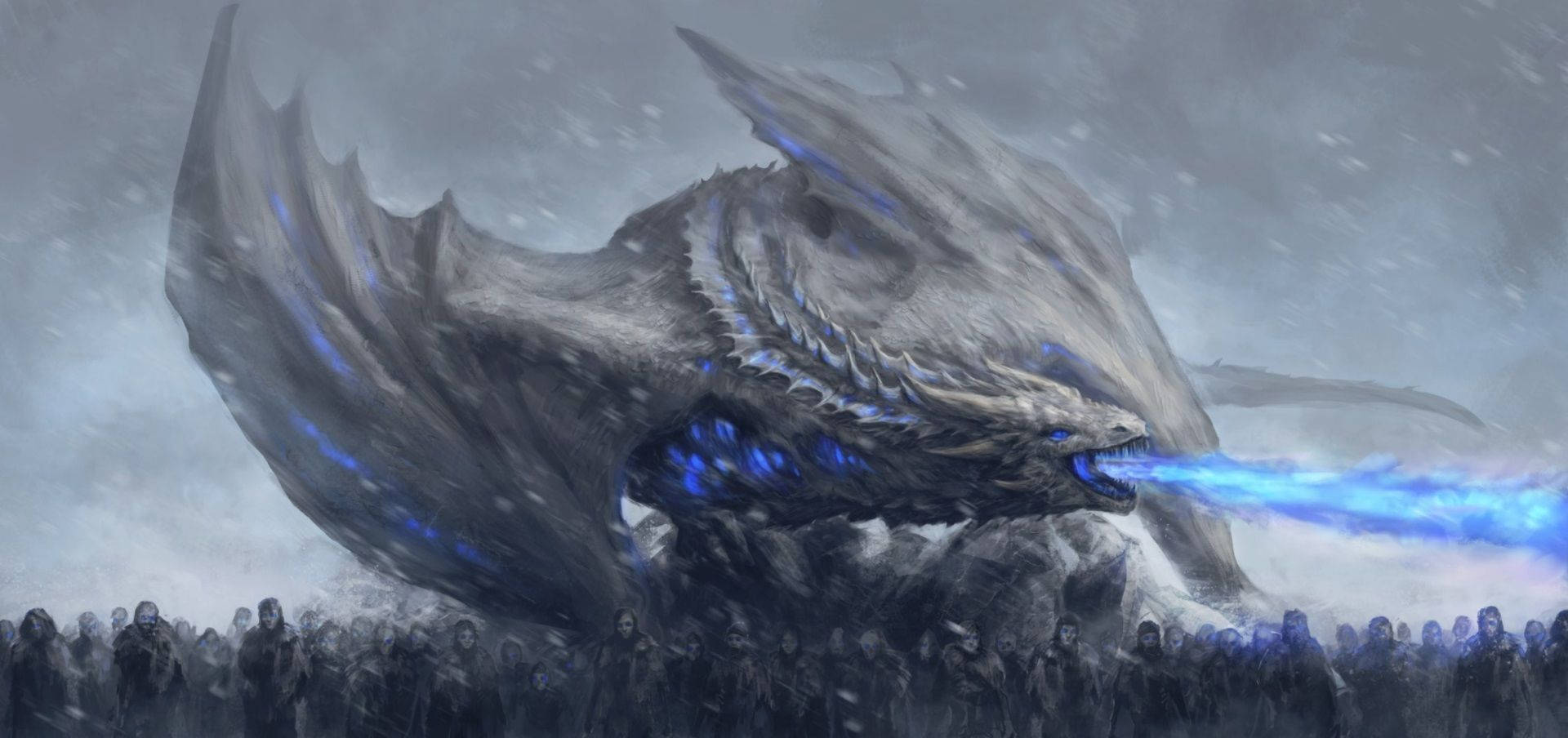 game 桌布 壁紙 — 一隻巨大的冰龍，帶有發光的藍色鱗片，在冰凍的戰場上噴出霜凍，而一支黑暗軍隊在下方觀看。
